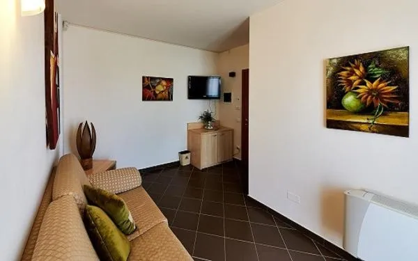 Bolgheri Marina Resort