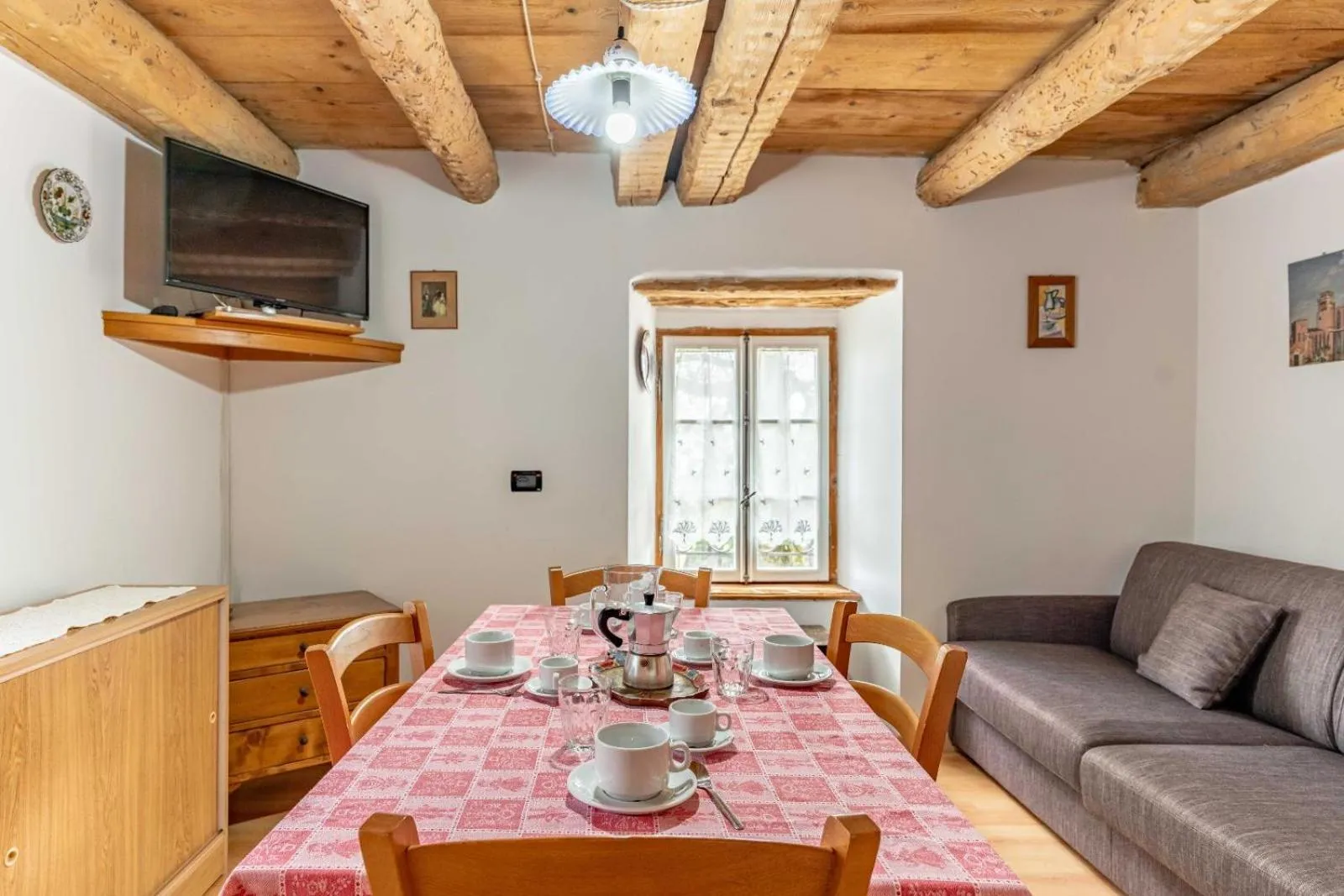 TV and multimedia in Chalet Musiera