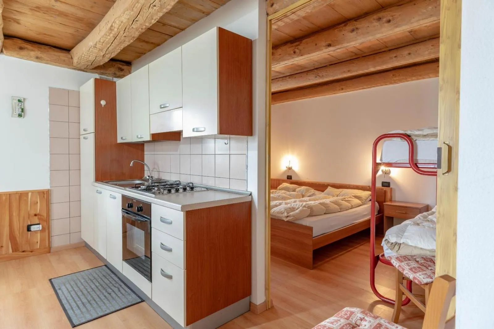 Kitchen or kitchenette in Chalet Musiera