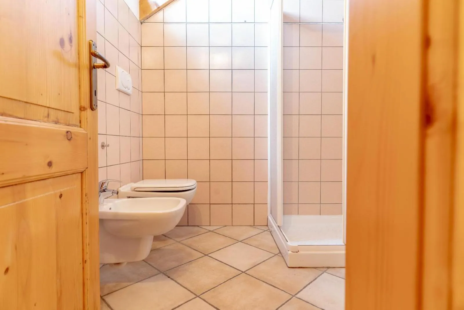 Shower in Chalet Musiera