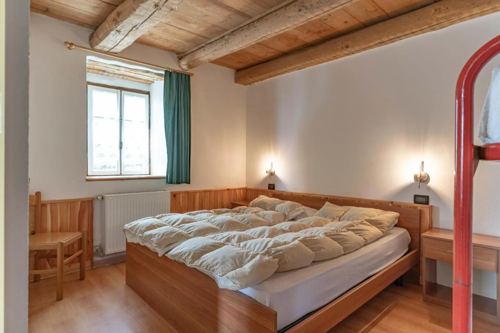 Bed in Chalet Musiera
