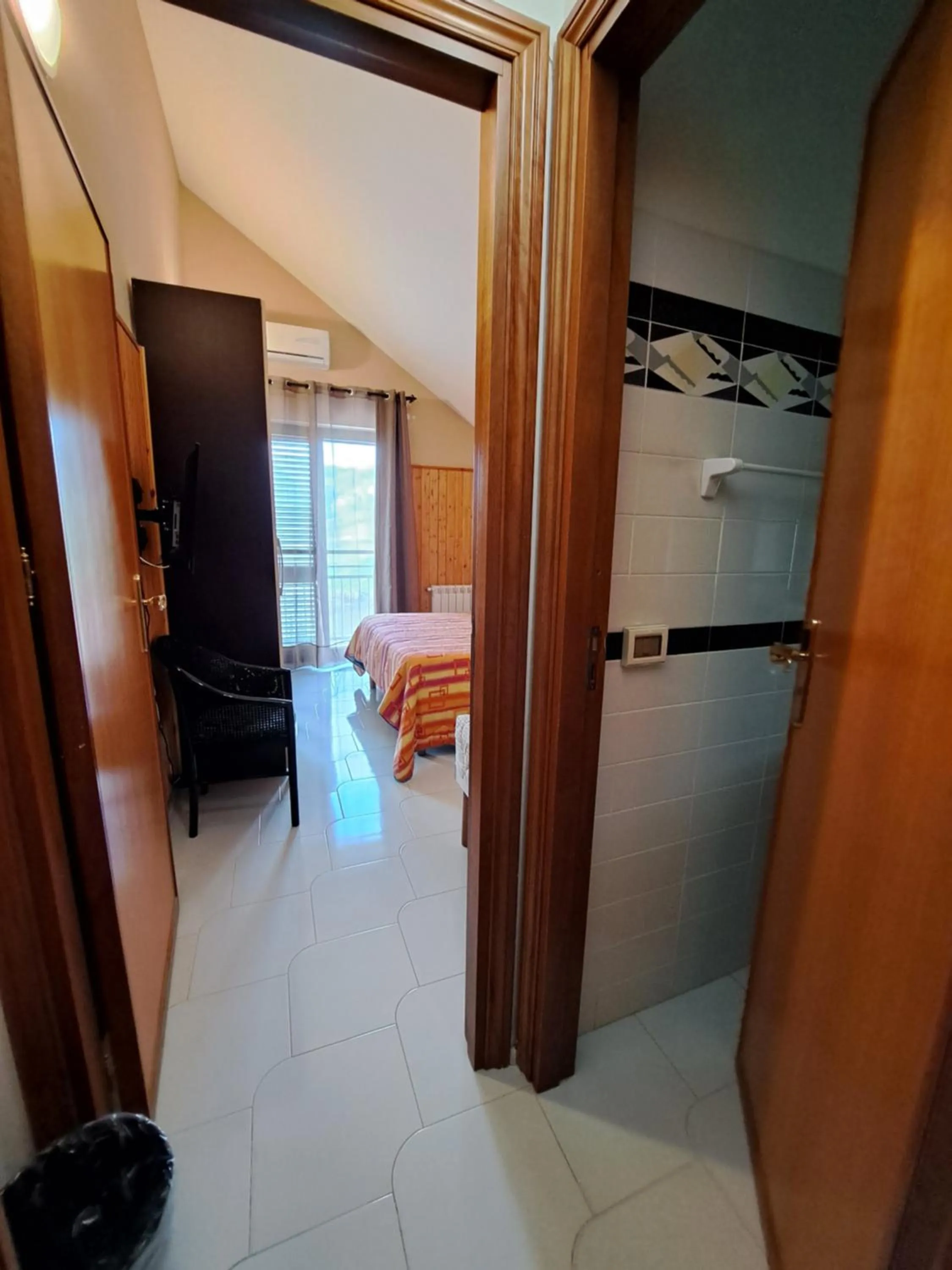 Photo of the whole room in Kairos B&B