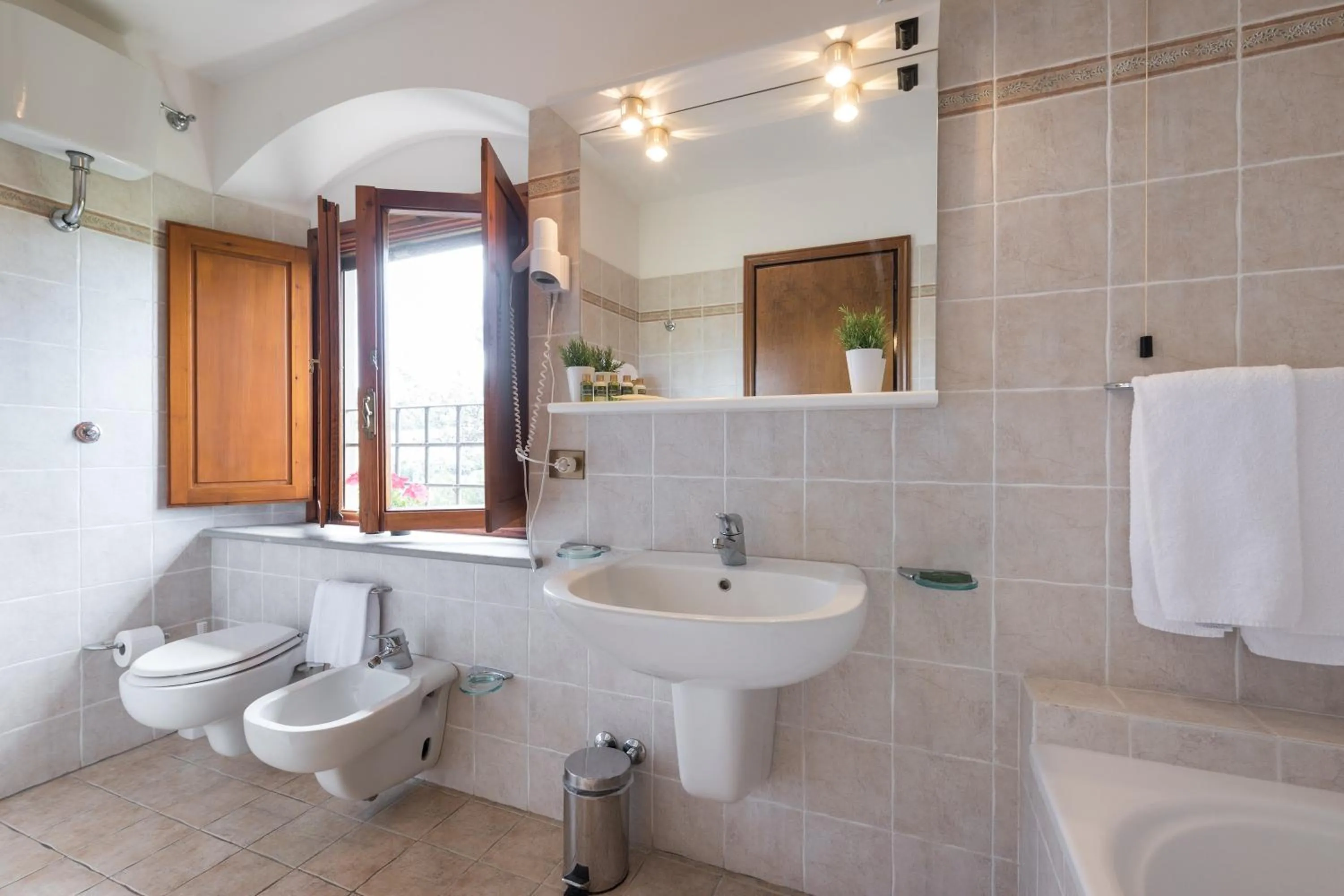 Bathroom in Relais Fattoria Valle