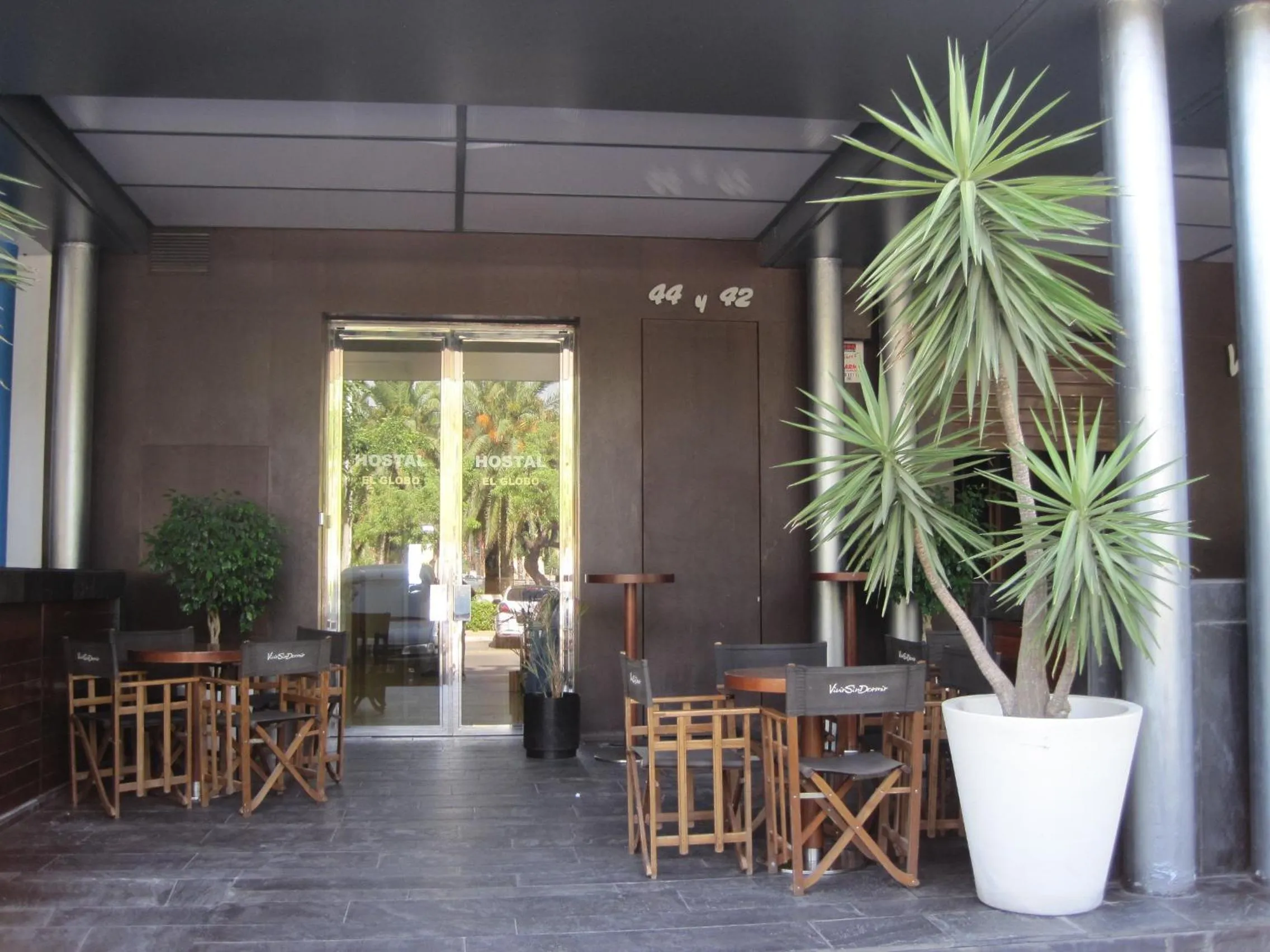 Property building in El Globo