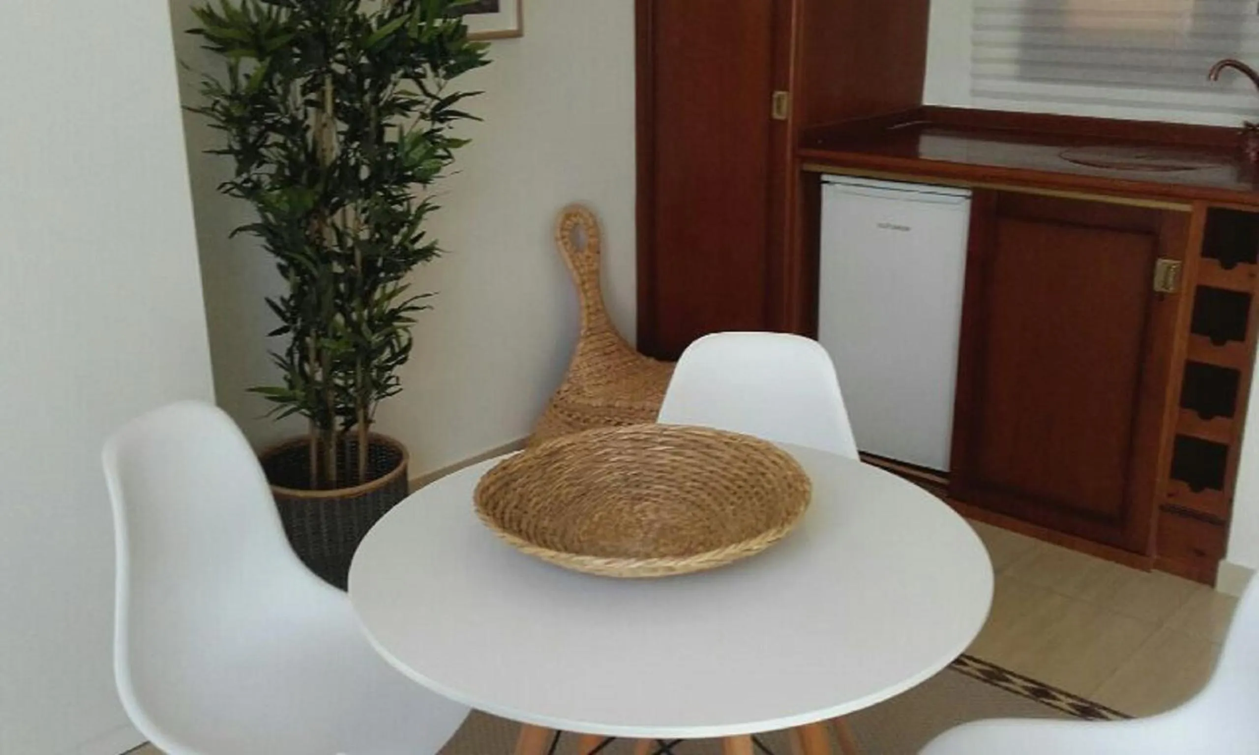 Photo of the whole room in El Globo