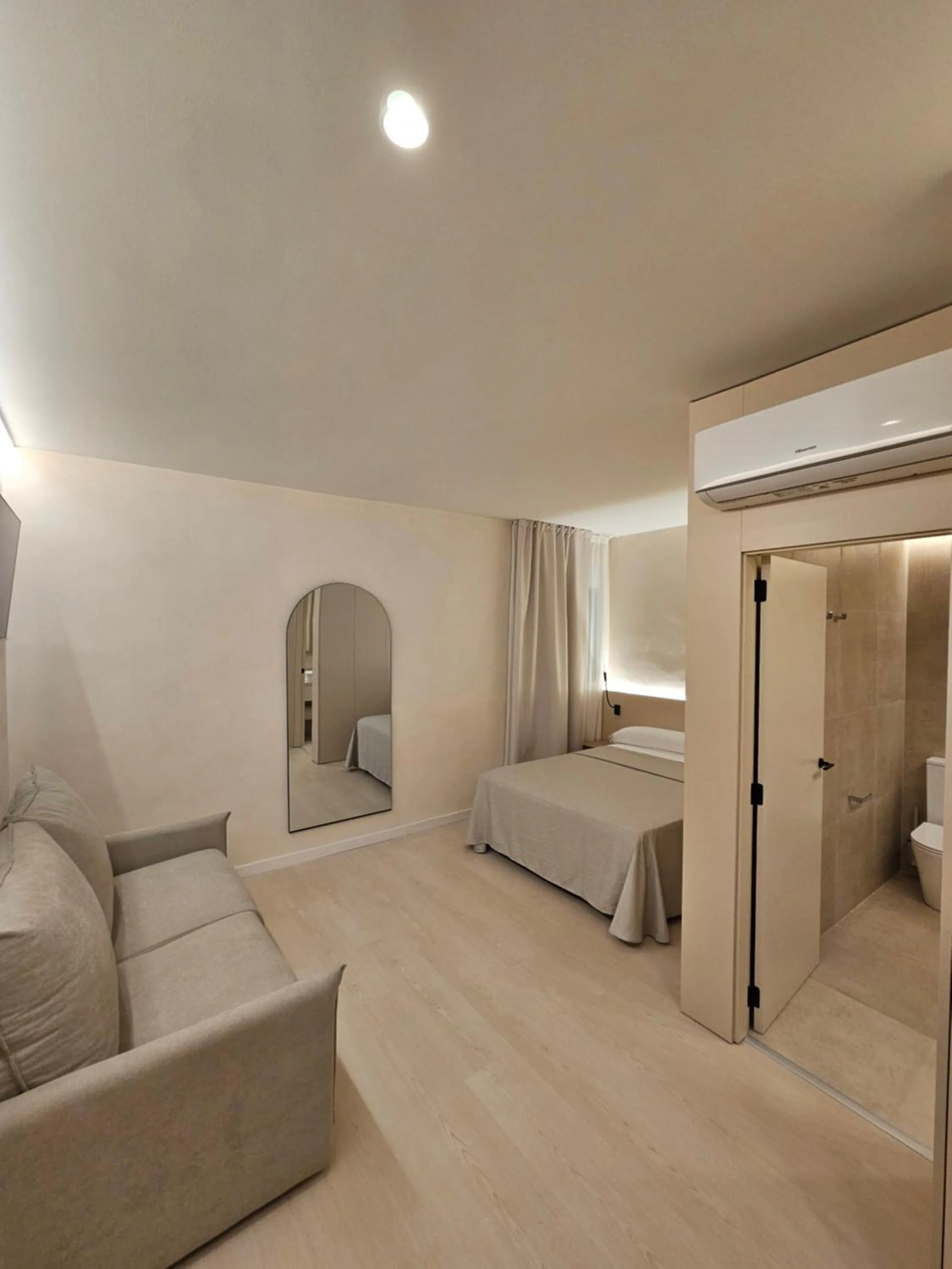 Photo of the whole room, Bed in El Globo