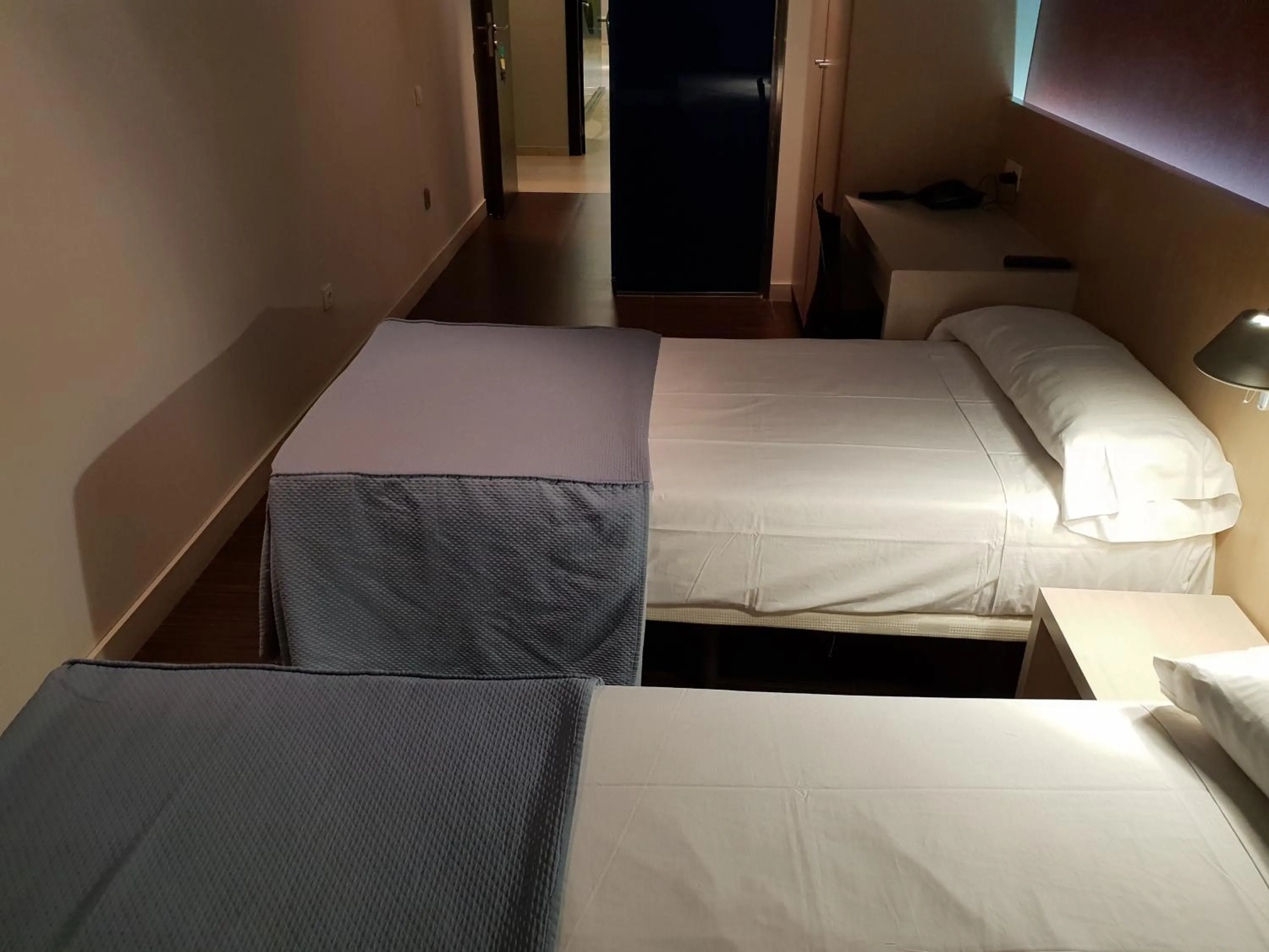 Photo of the whole room, Bed in El Globo