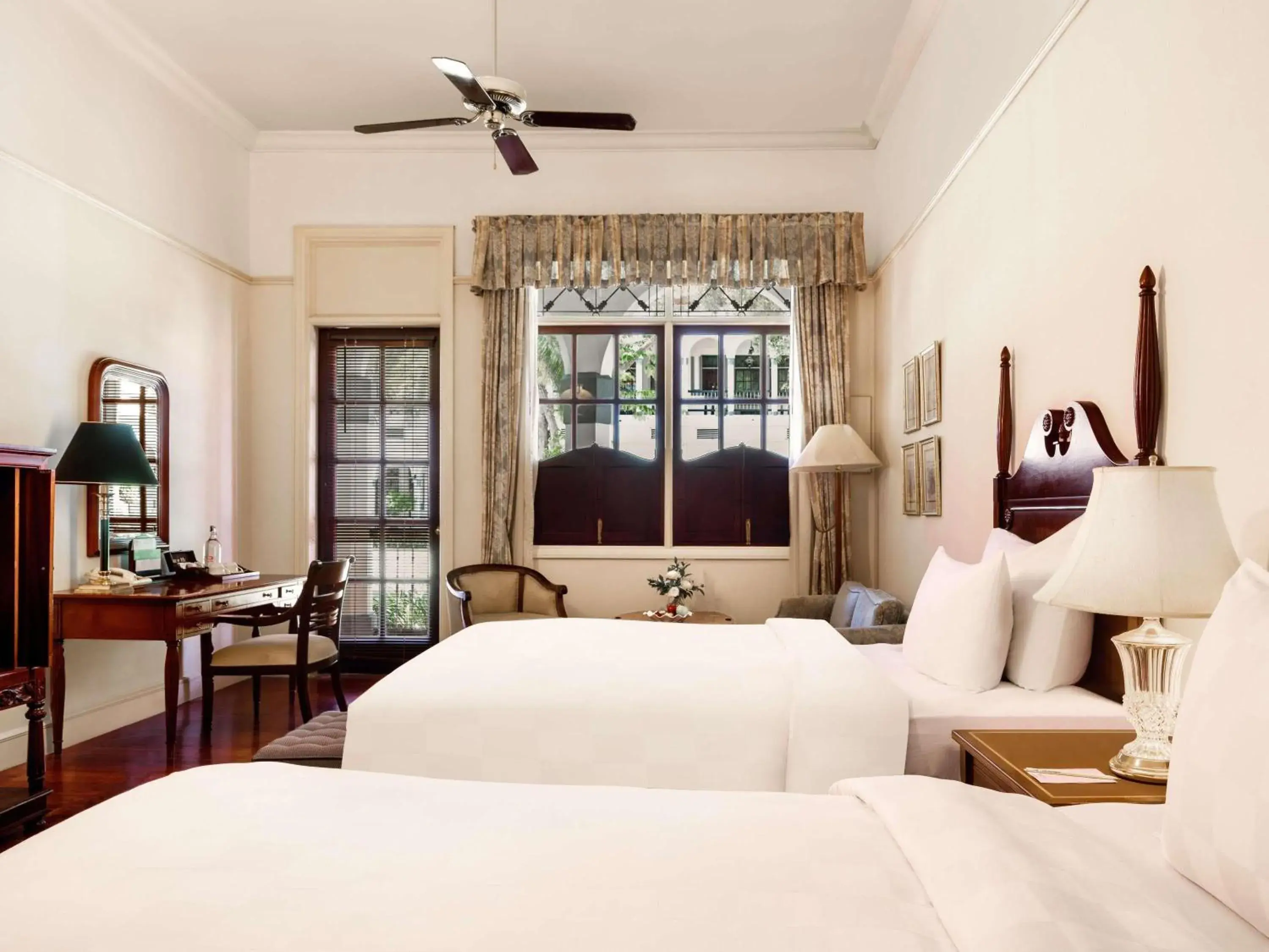 Classic Twin Room in Hotel Majapahit Surabaya MGallery Classic Twin Room in Hotel Majapahit Surabaya MGallery