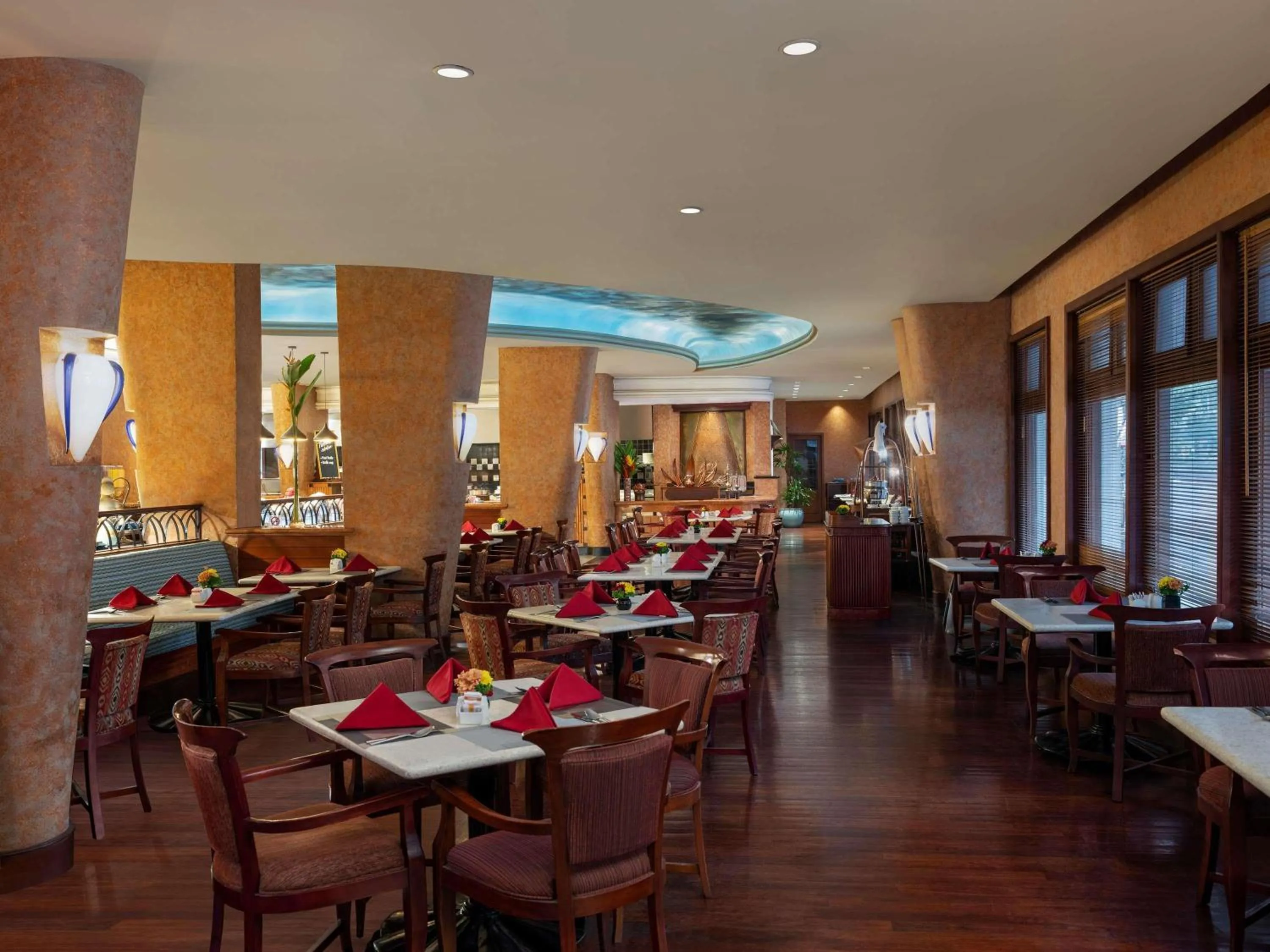 Restaurant/places to eat in Hotel Majapahit Surabaya MGallery