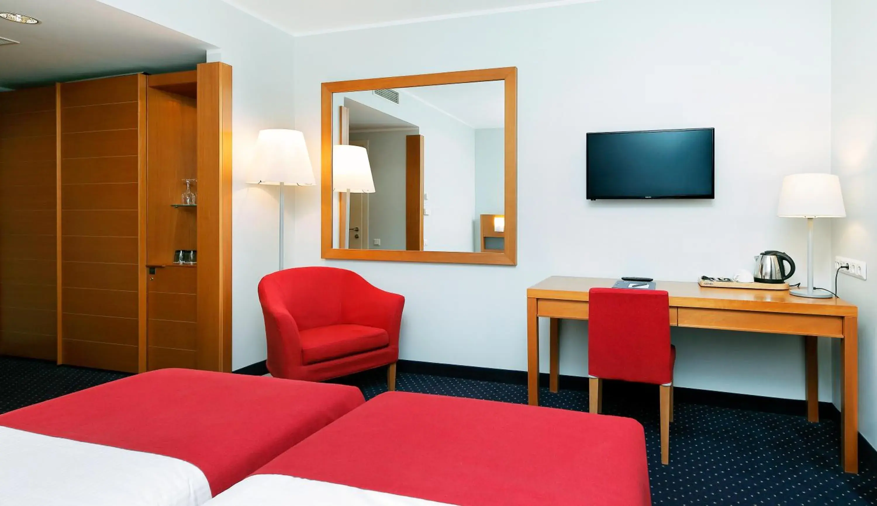 Superior Twin Room in Hestia Hotel Ilmarine Superior Twin Room in Hestia Hotel Ilmarine