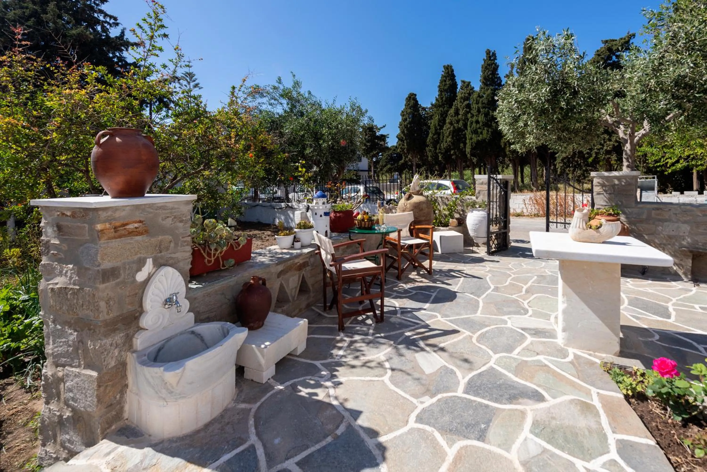 Property building in Margarita Studios