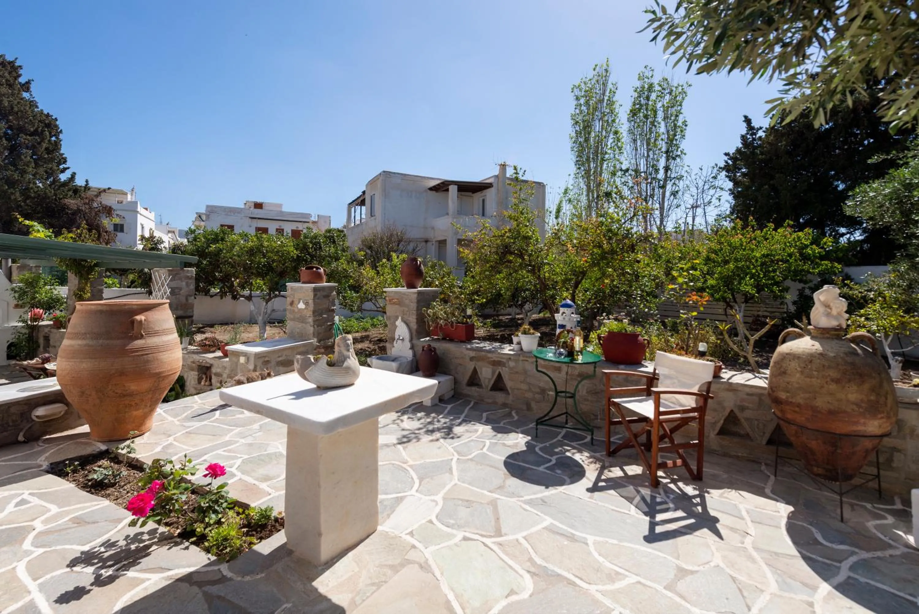 Property building in Margarita Studios