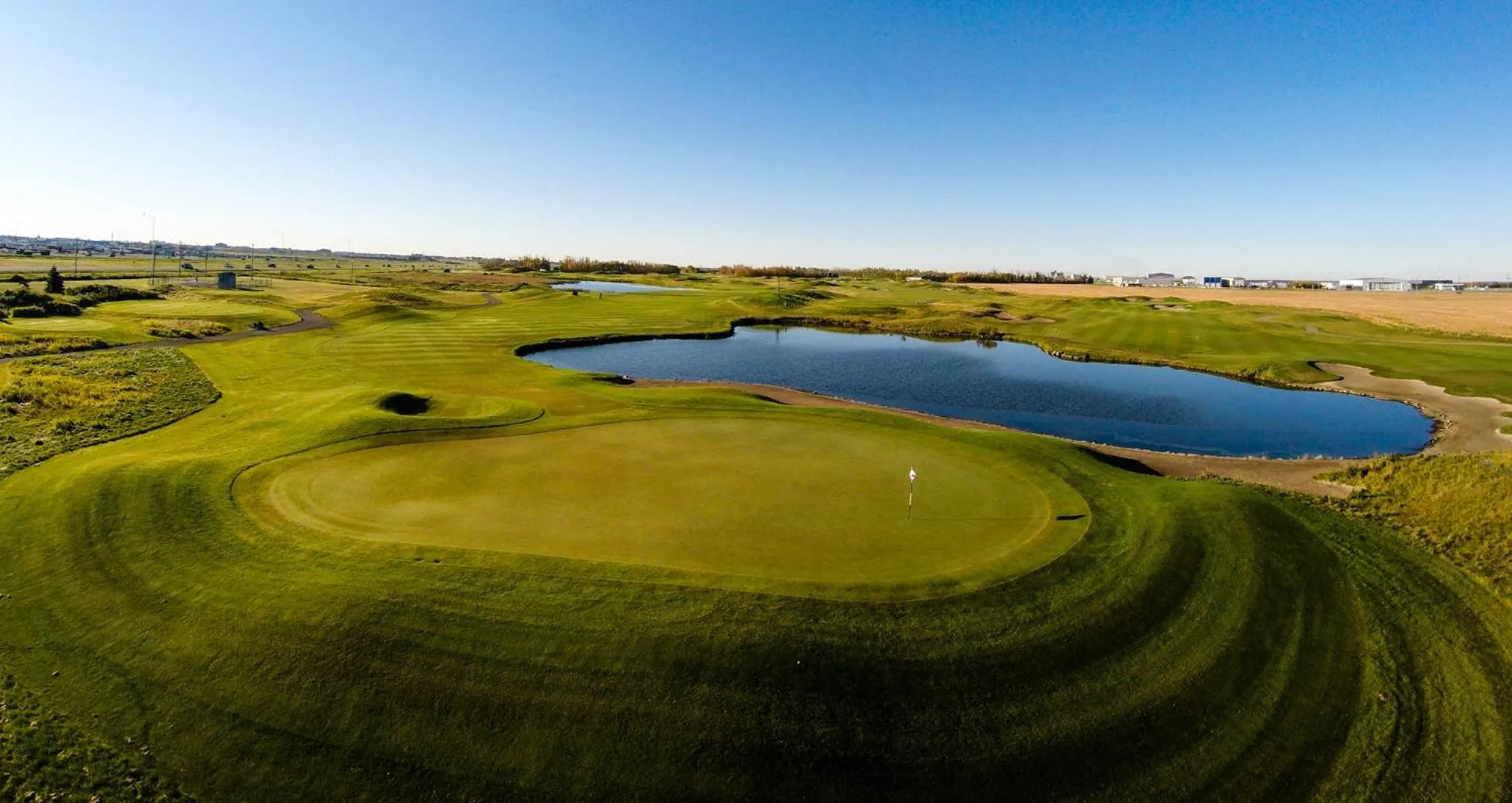 Golfcourse in Western Budget Motel Leduc #3