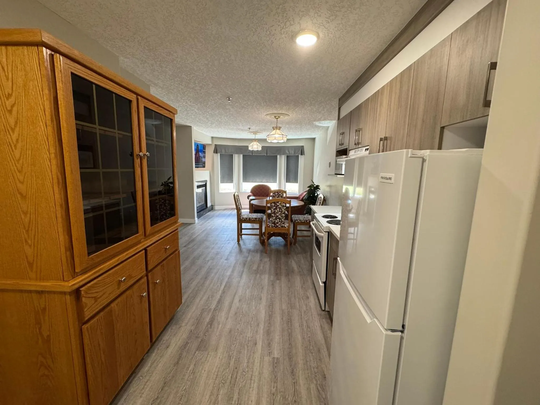 Photo of the whole room in Western Budget Motel Leduc #3