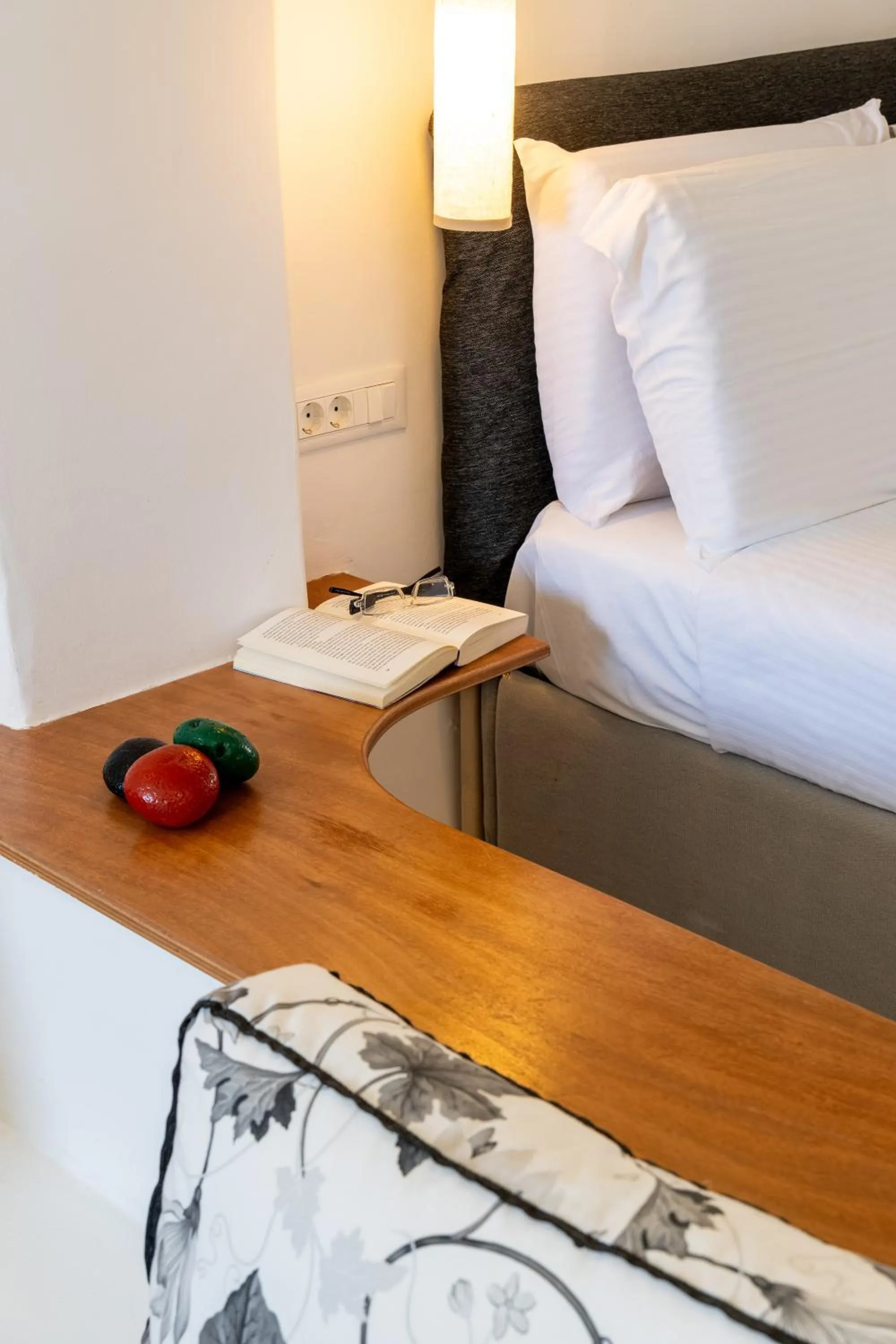 Photo of the whole room, Bed in Amaze Suites