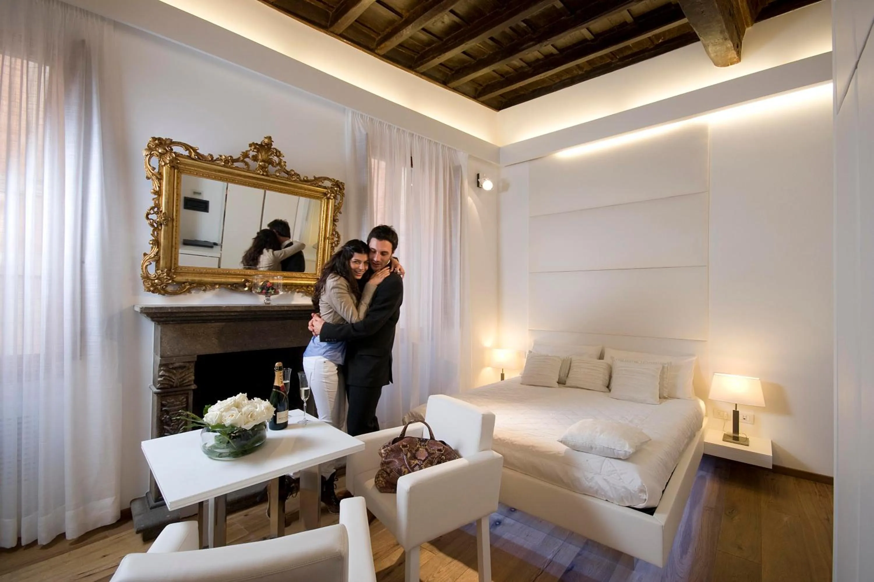 Bedroom in Gigli D'Oro Suite