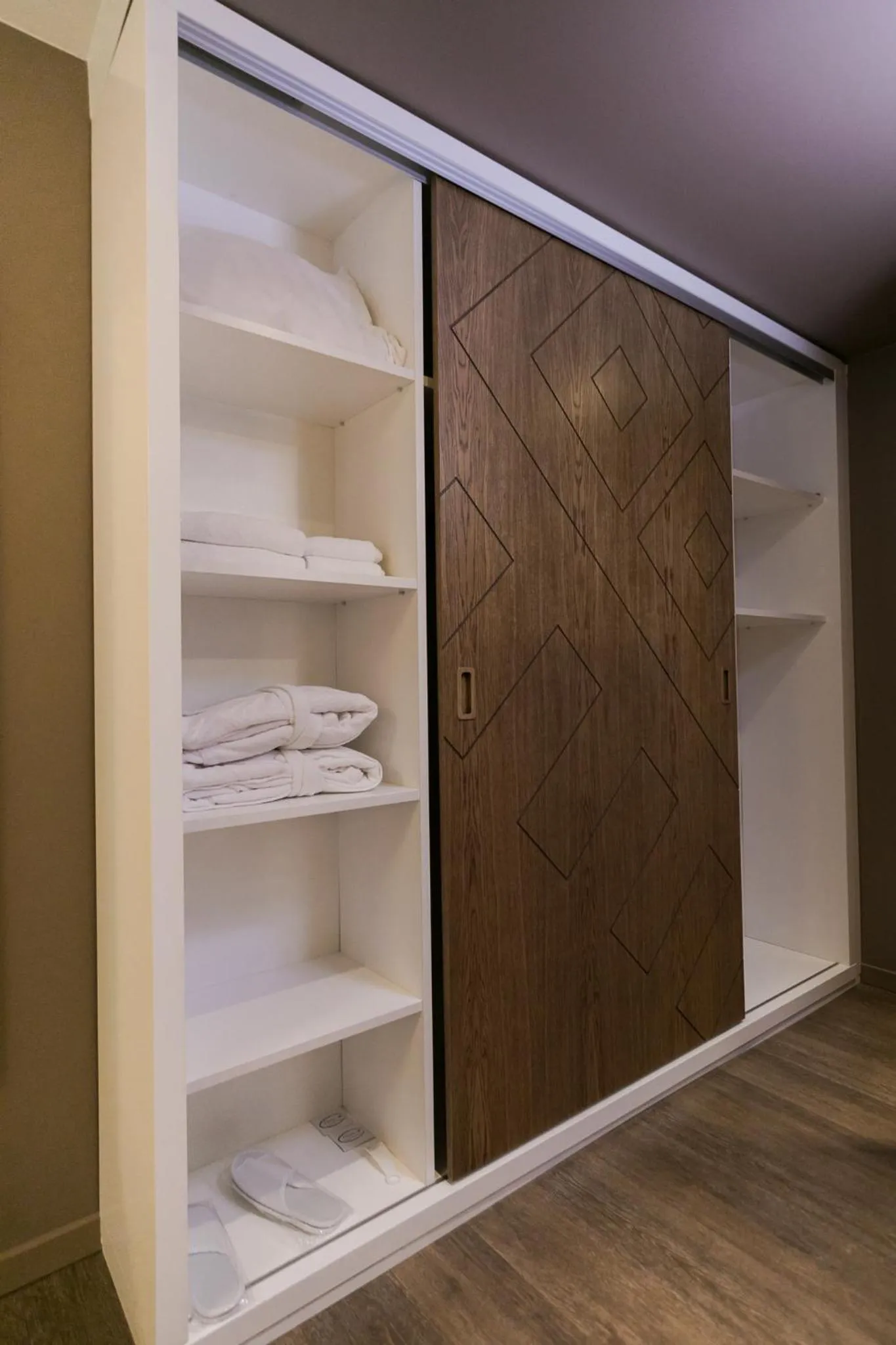 Photo of the whole room in Kubija Hotel and NatureSpa