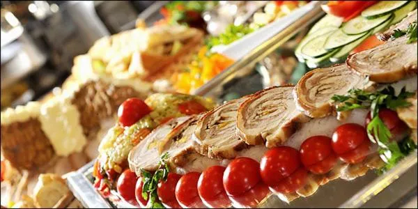 Food and drinks in Kymata Hotel