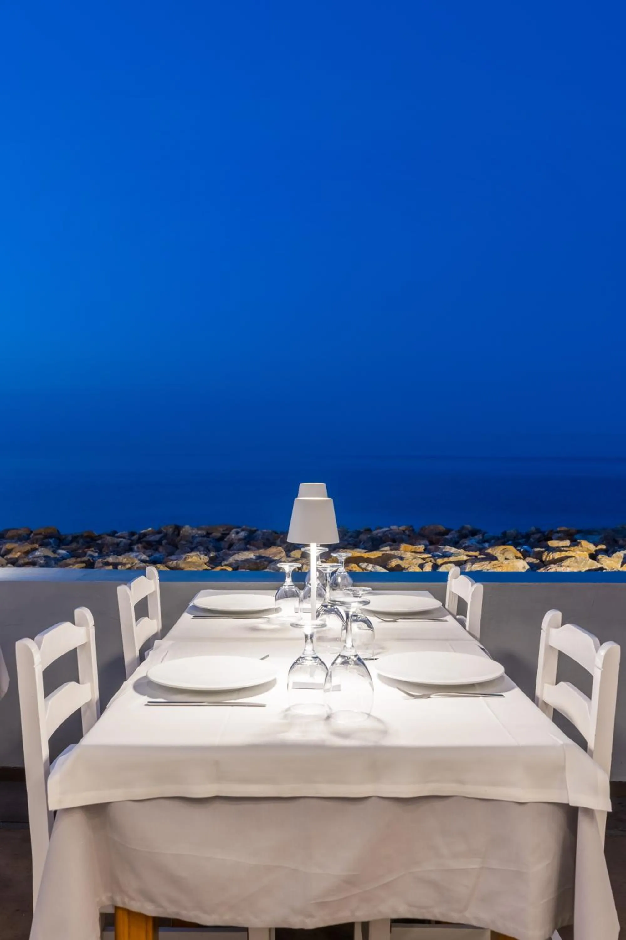 Restaurant/places to eat in Kymata Hotel