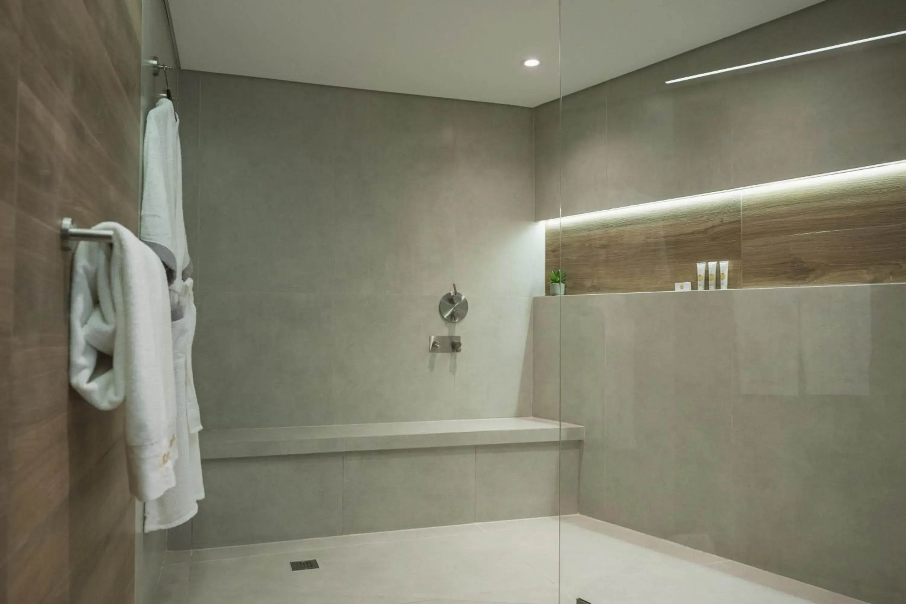 Deluxe Double Room in Lidotel Caracas Deluxe Double Room in Lidotel Caracas