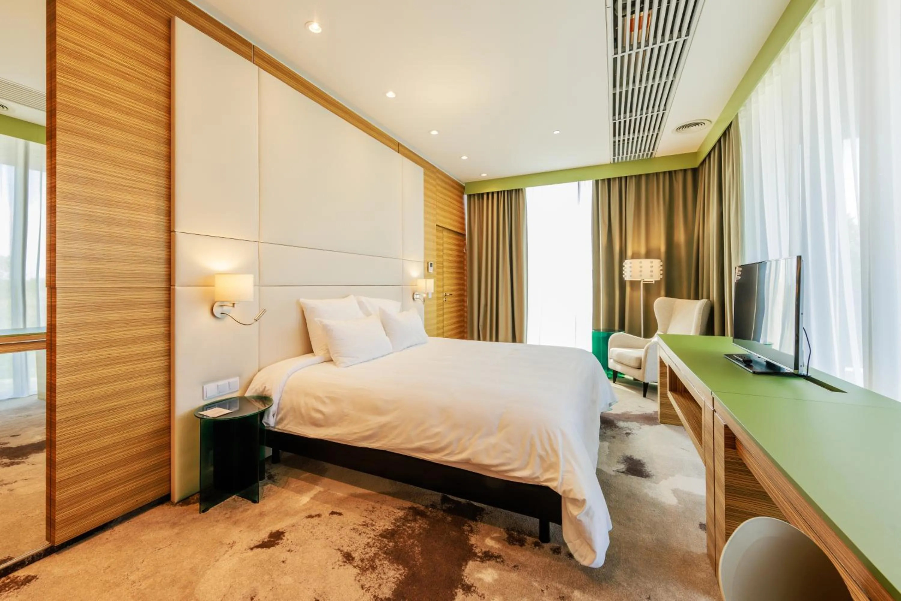 Bed in Mercure Tallinn