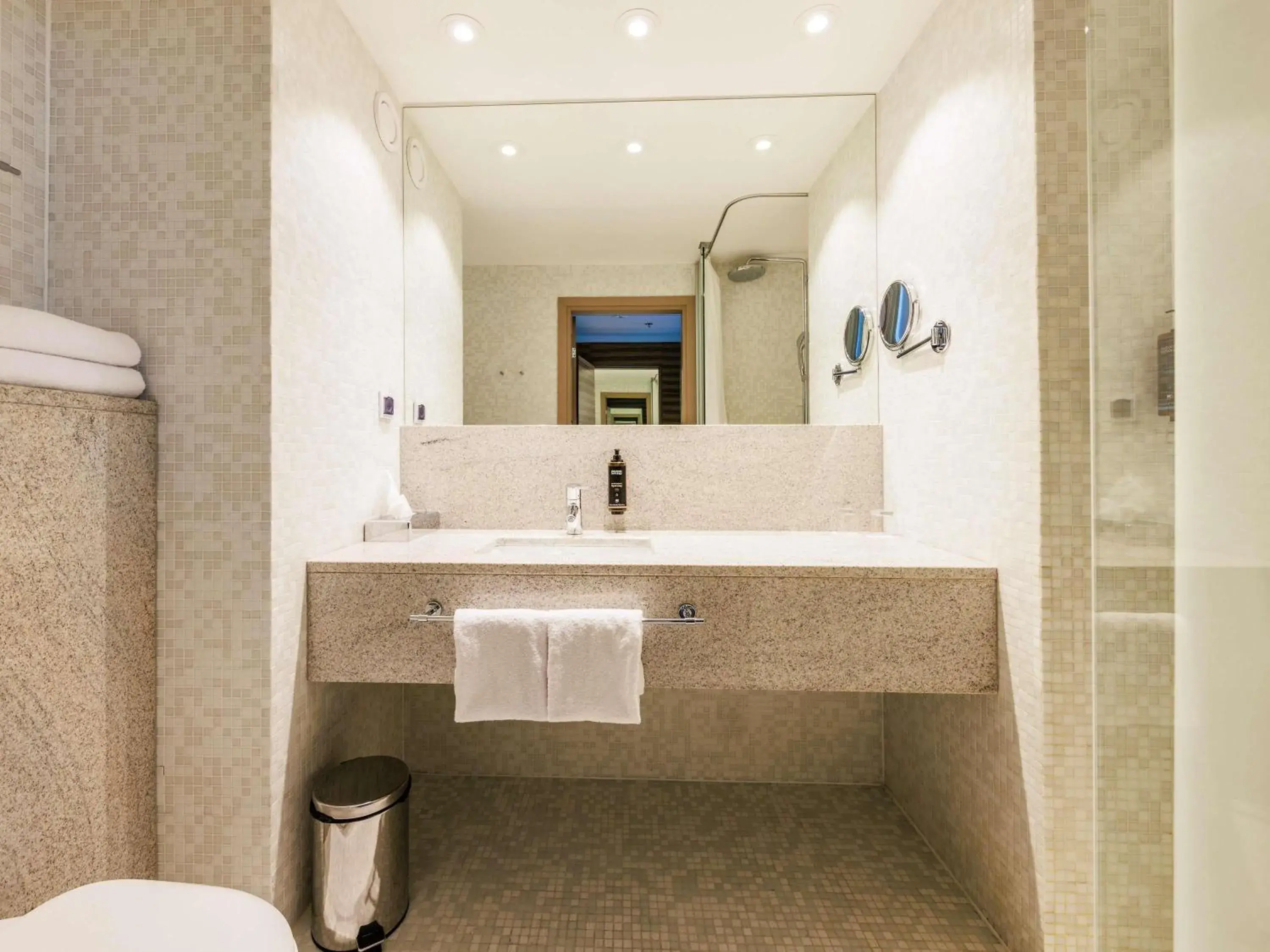 Classic Double Room in Mercure Tallinn Classic Double Room in Mercure Tallinn