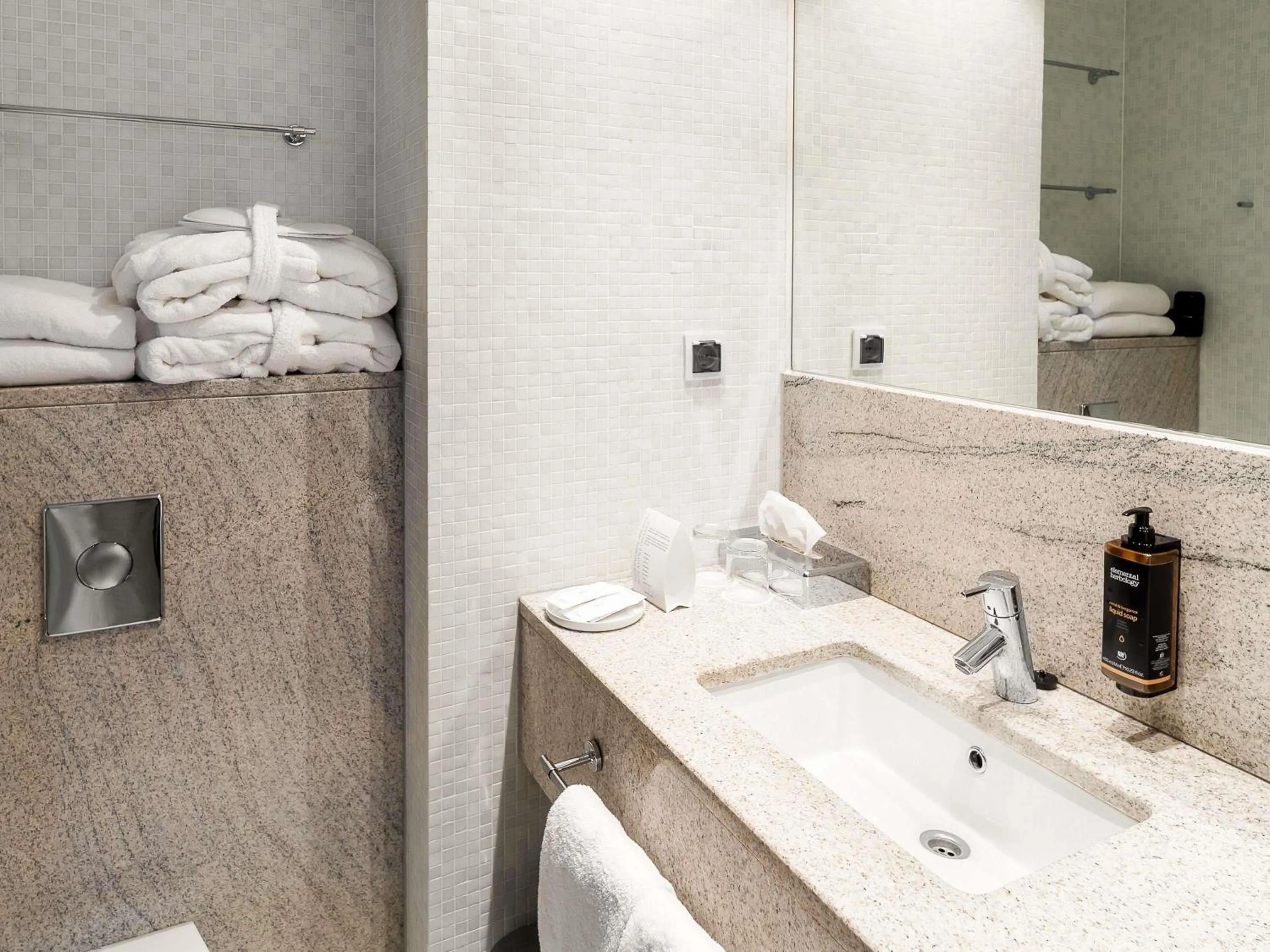 Bedroom in Mercure Tallinn