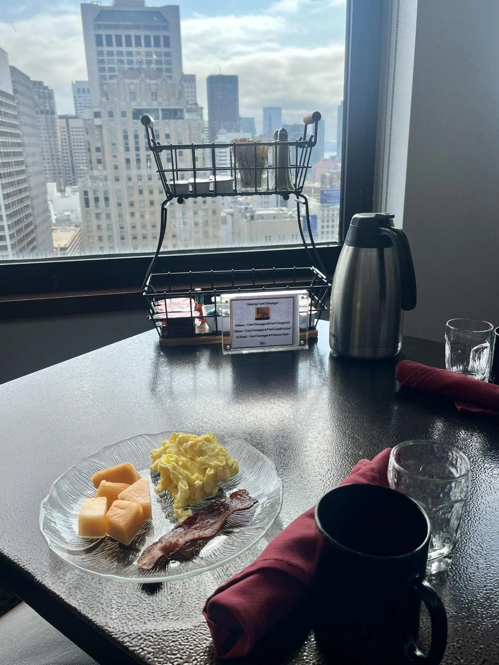 Breakfast in Marines' Memorial Club & Hotel Union Square