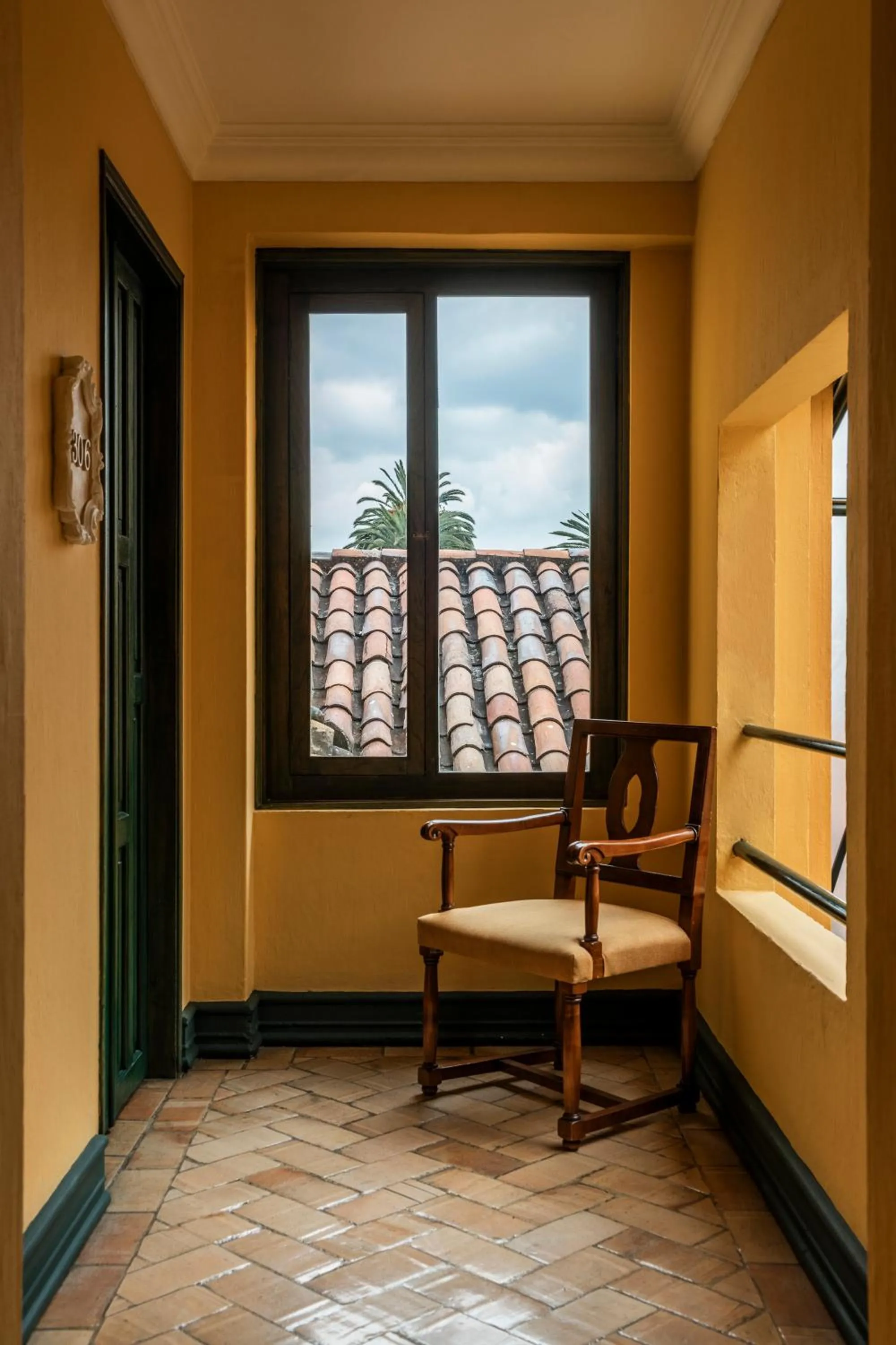 Property building in Hotel De La Opera