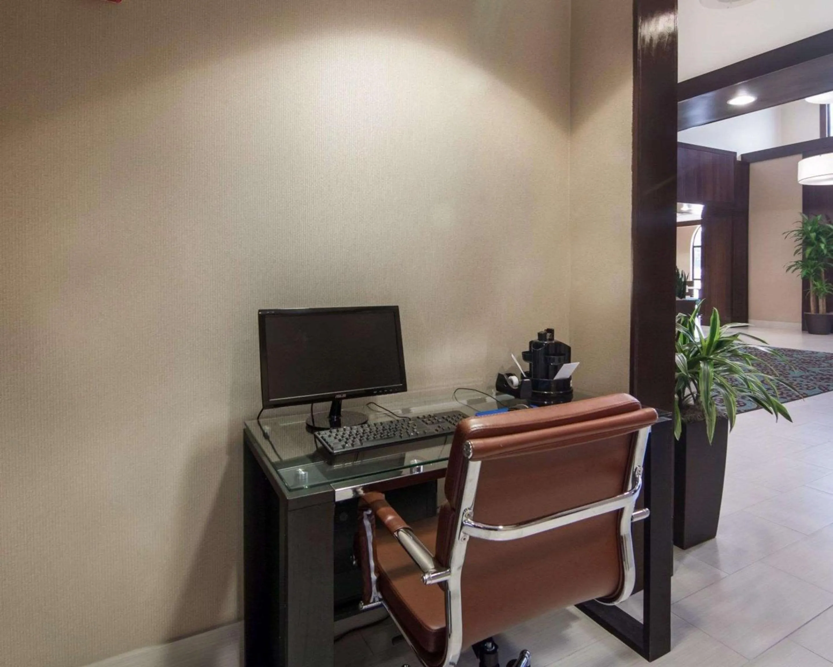 On site in Comfort Suites Houston West at Clay Road