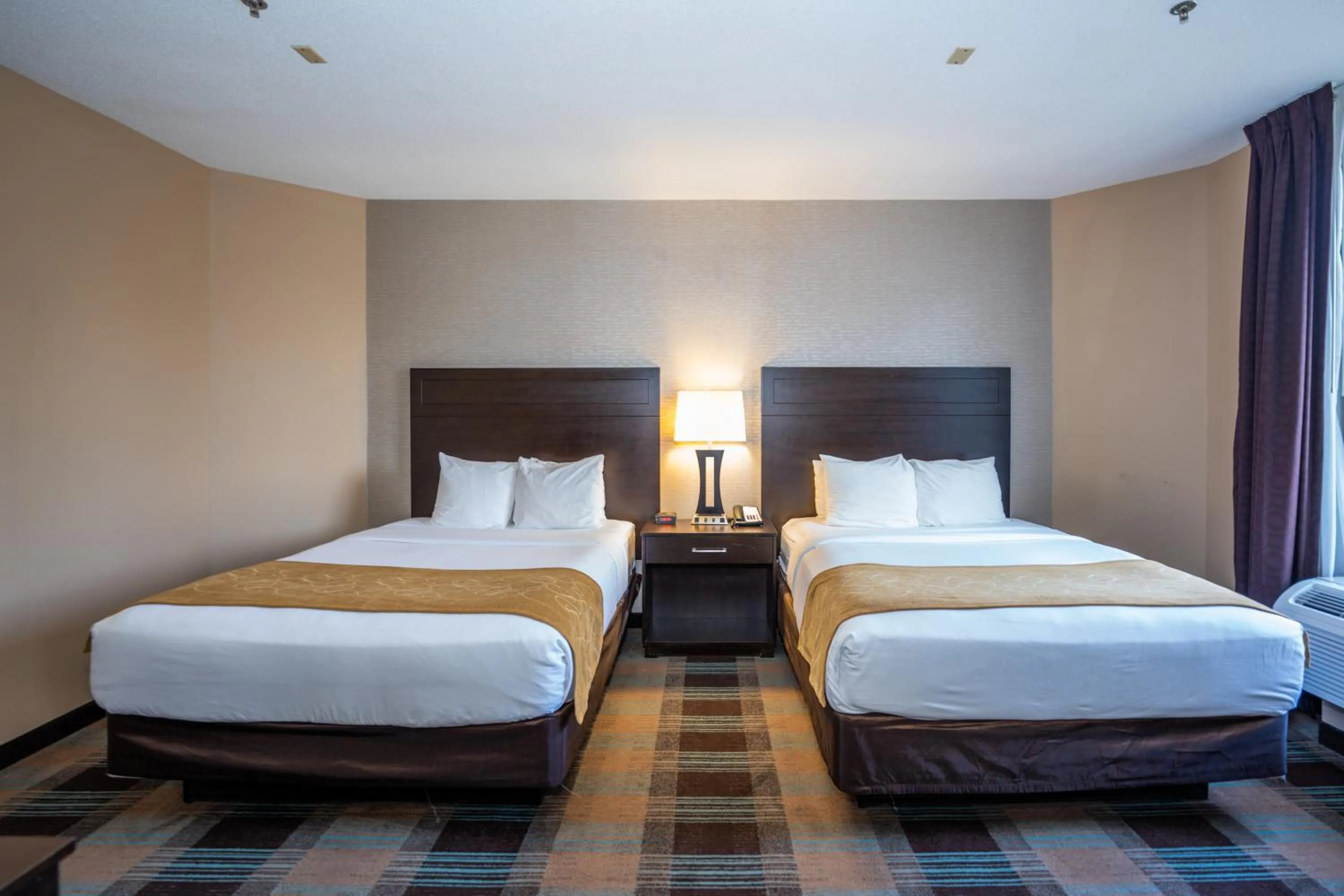 Bedroom, Bed in Comfort Suites Houston West at Clay Road