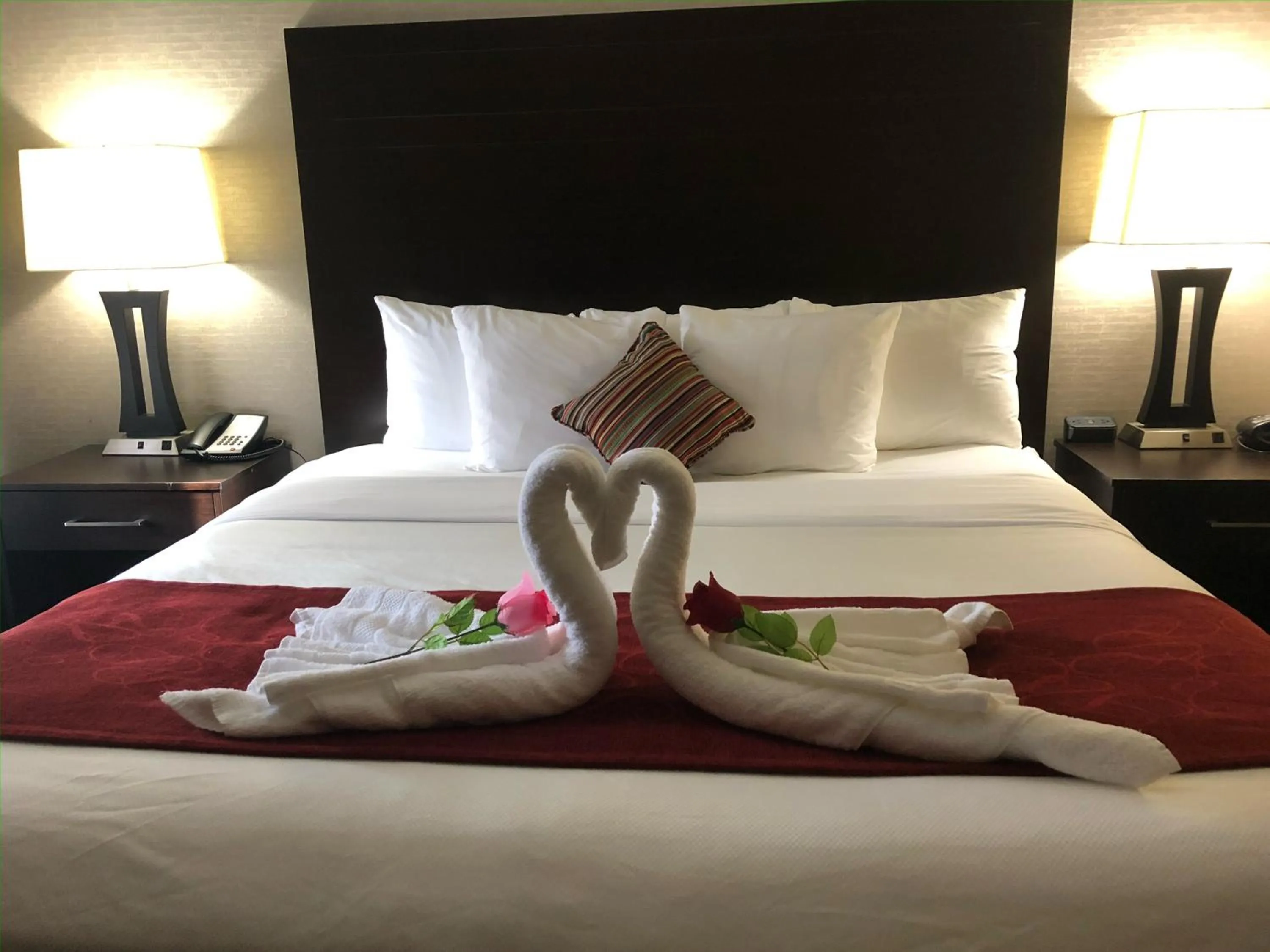 Bedroom, Bed in Comfort Suites Houston West at Clay Road