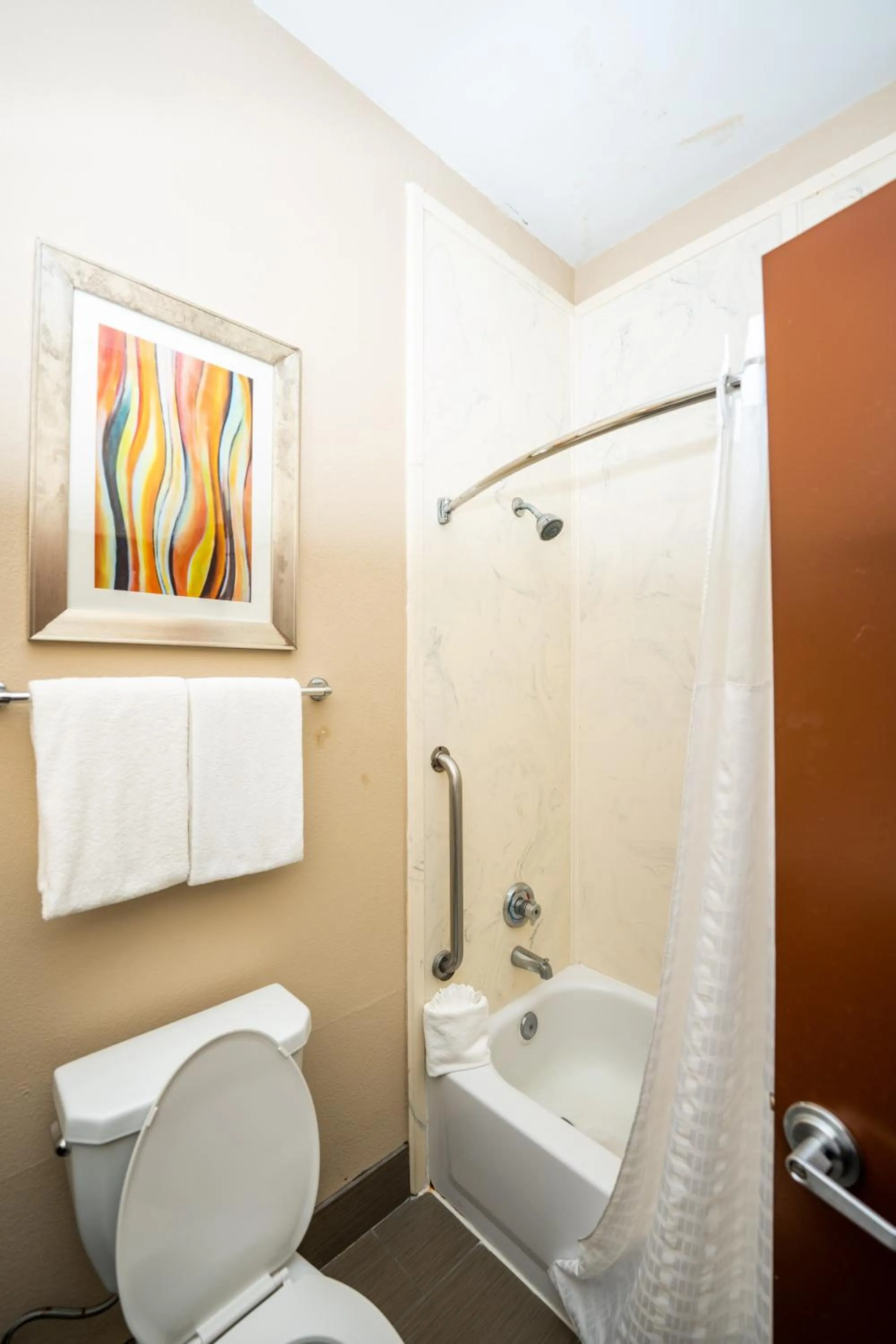 Bathroom in Comfort Suites Houston West at Clay Road