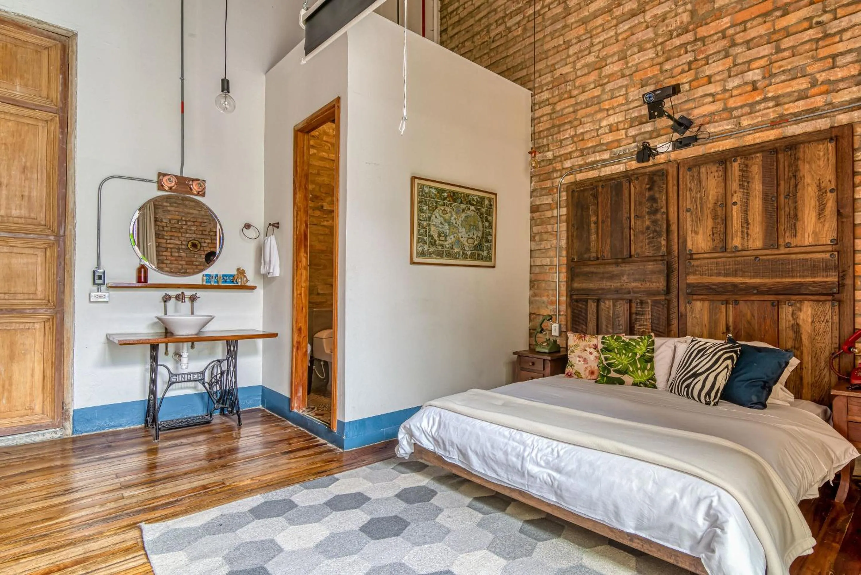 Bed in Delgadillo Hotel by Socialtel