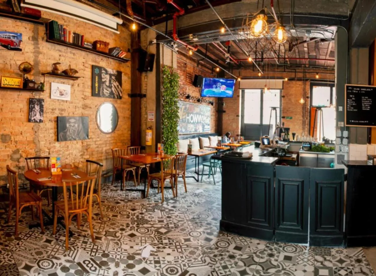 Property building in Delgadillo Hotel by Socialtel