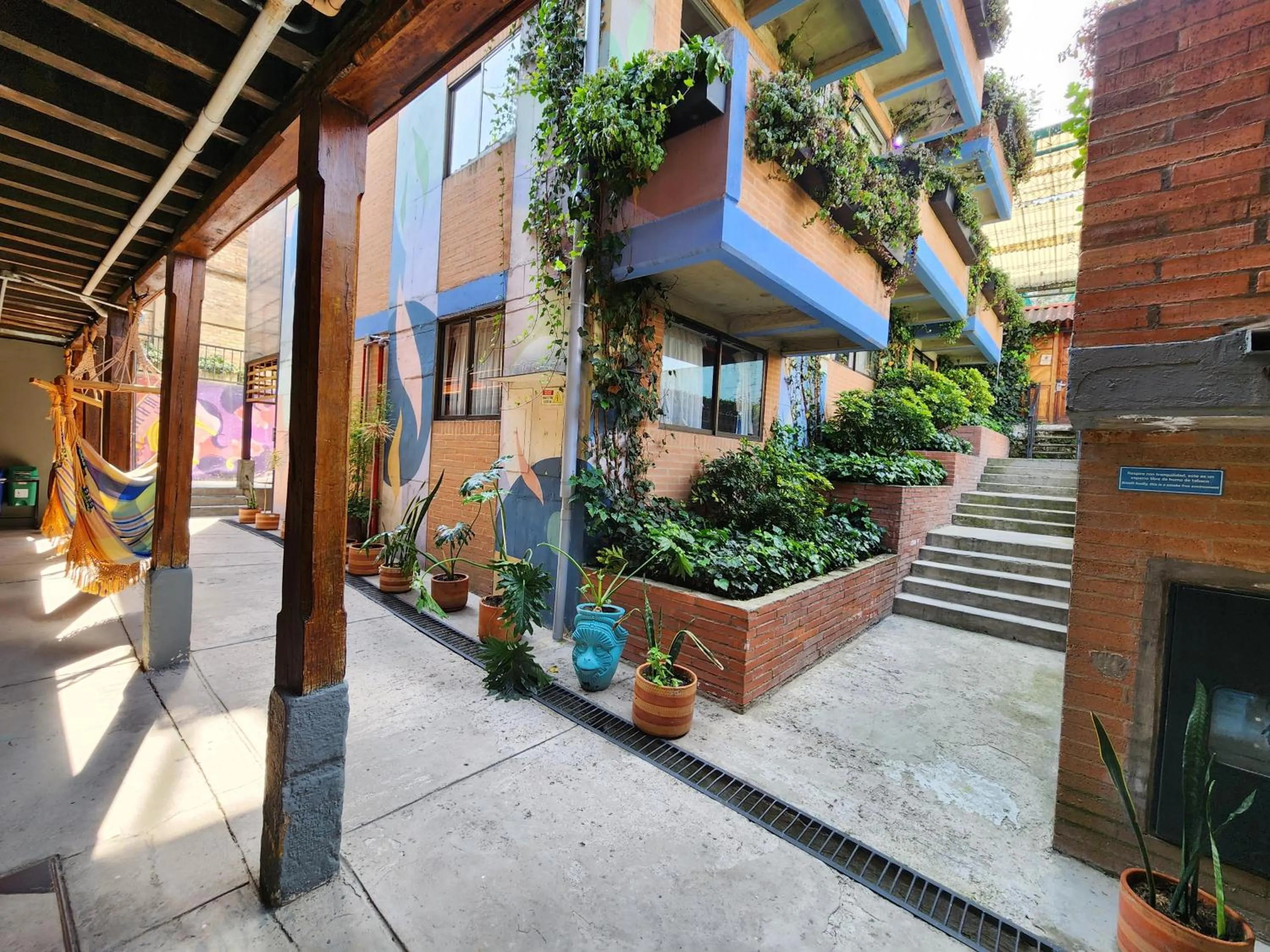 Area and facilities in Delgadillo Hotel by Socialtel