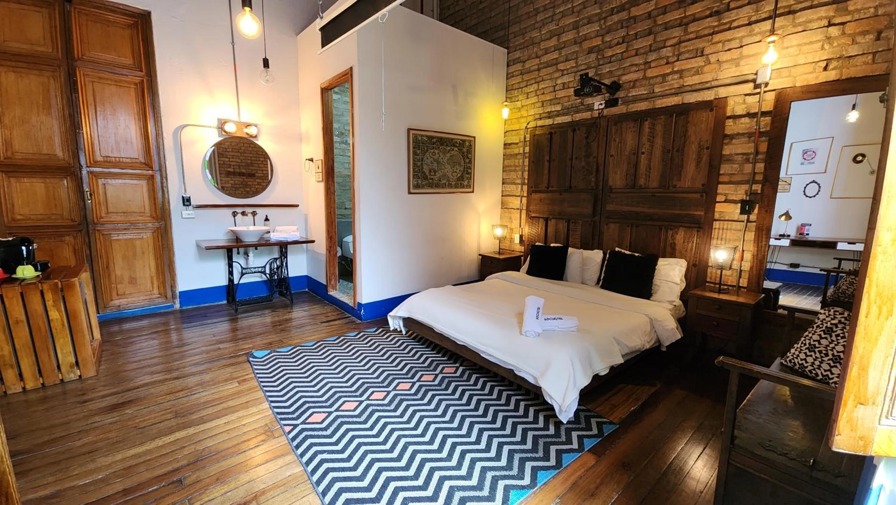 Bed in Delgadillo Hotel by Socialtel