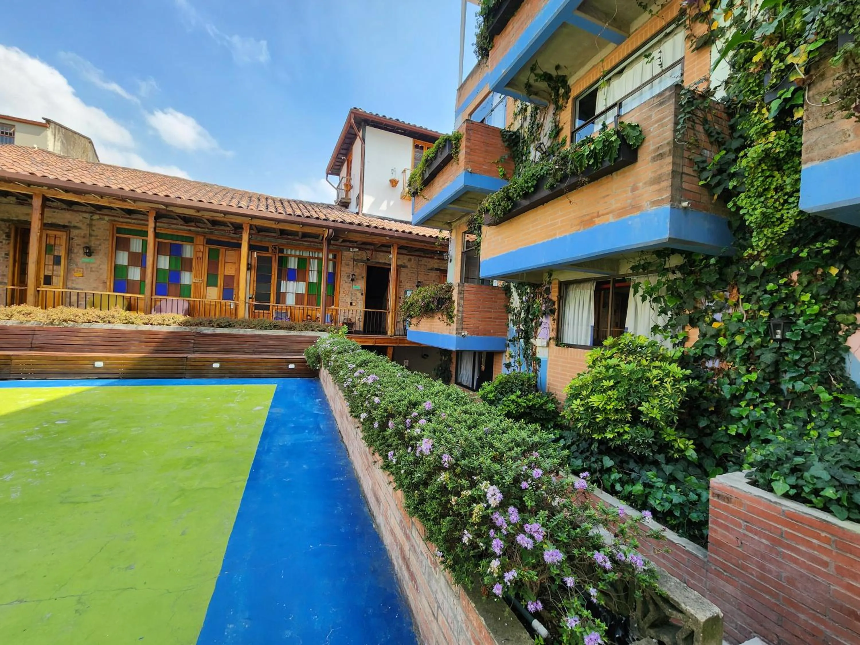 Area and facilities in Delgadillo Hotel by Socialtel