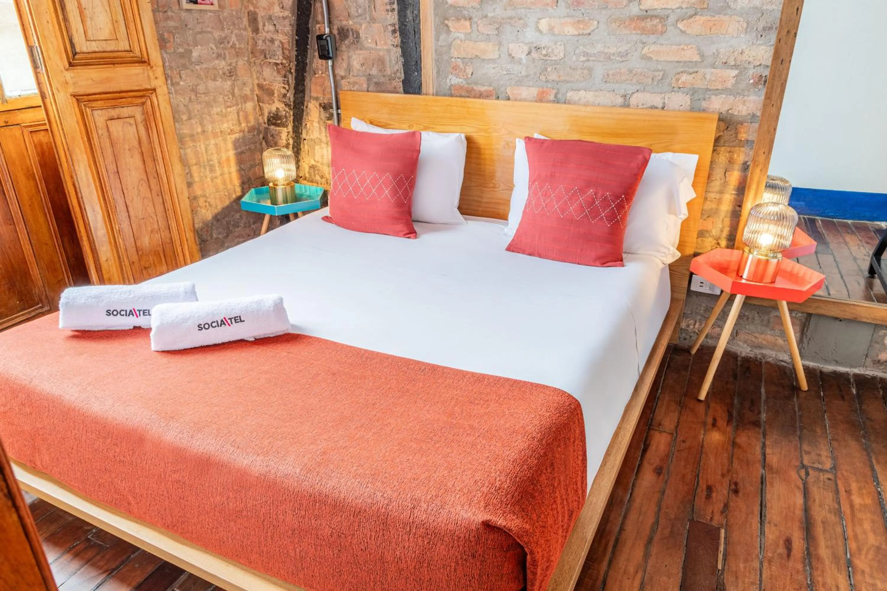 Bed in Delgadillo Hotel by Socialtel