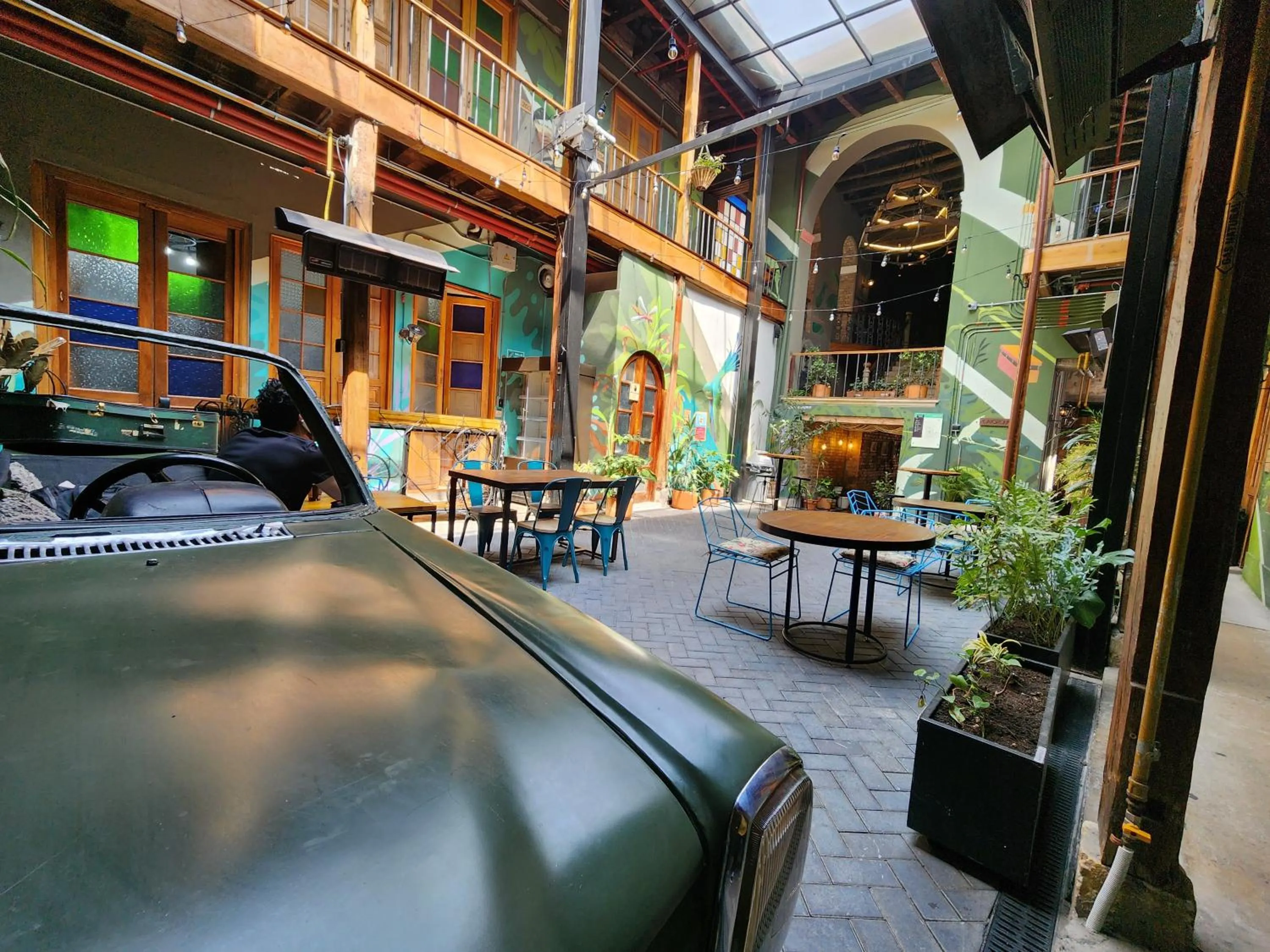 Shopping Area in Delgadillo Hotel by Socialtel