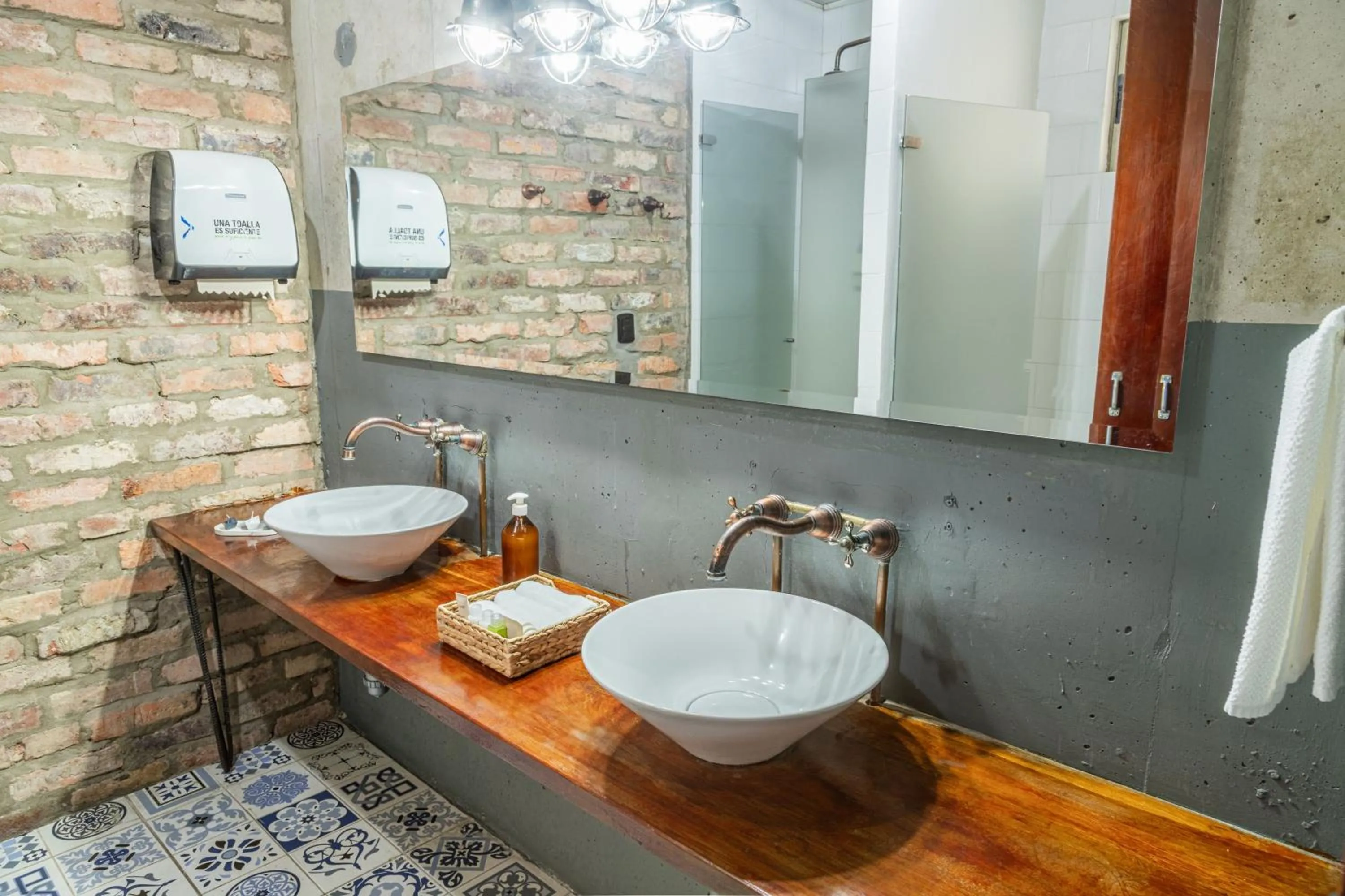 Bathroom in Delgadillo Hotel by Socialtel