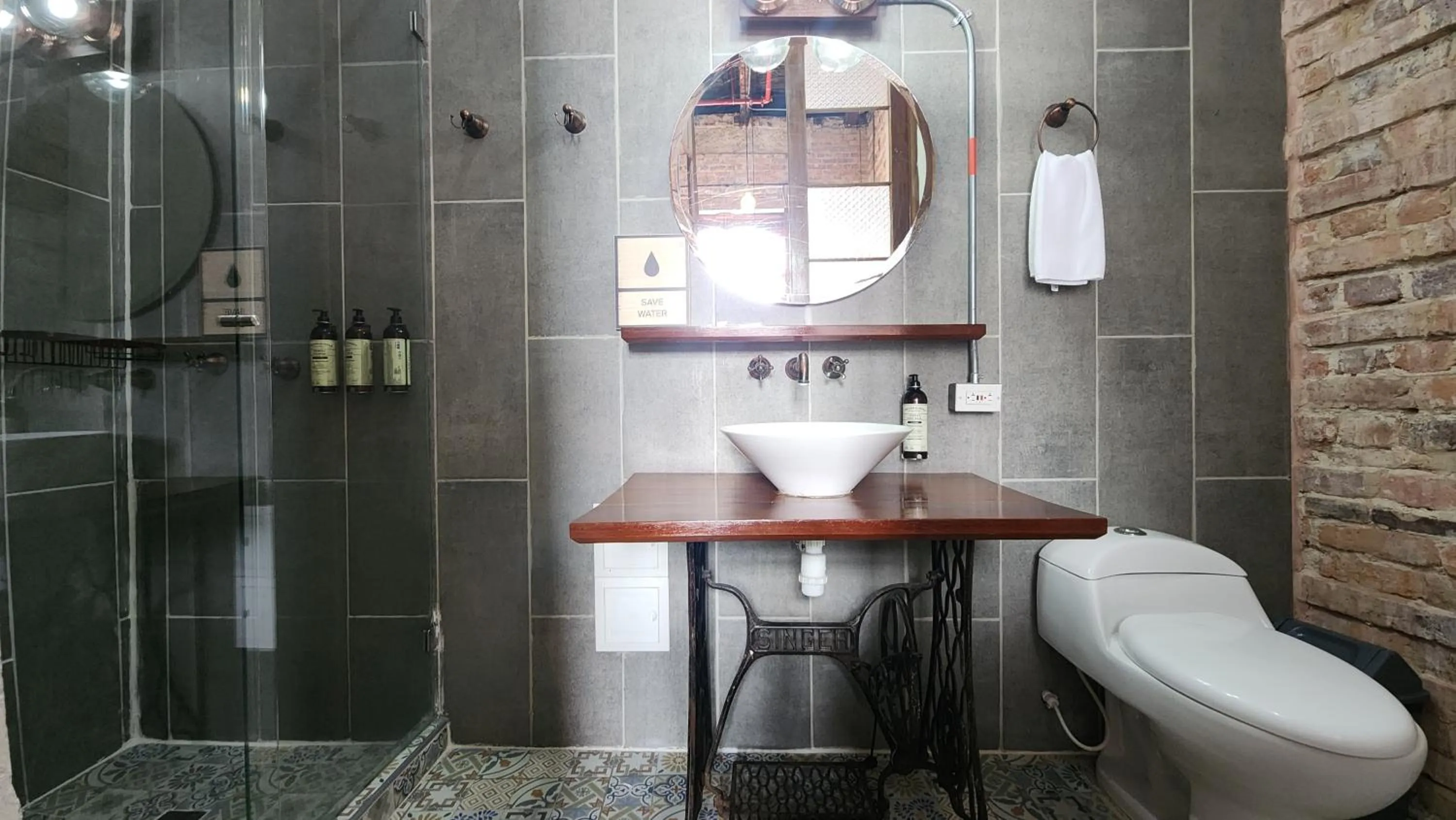 Delgadillo Hotel by Socialtel