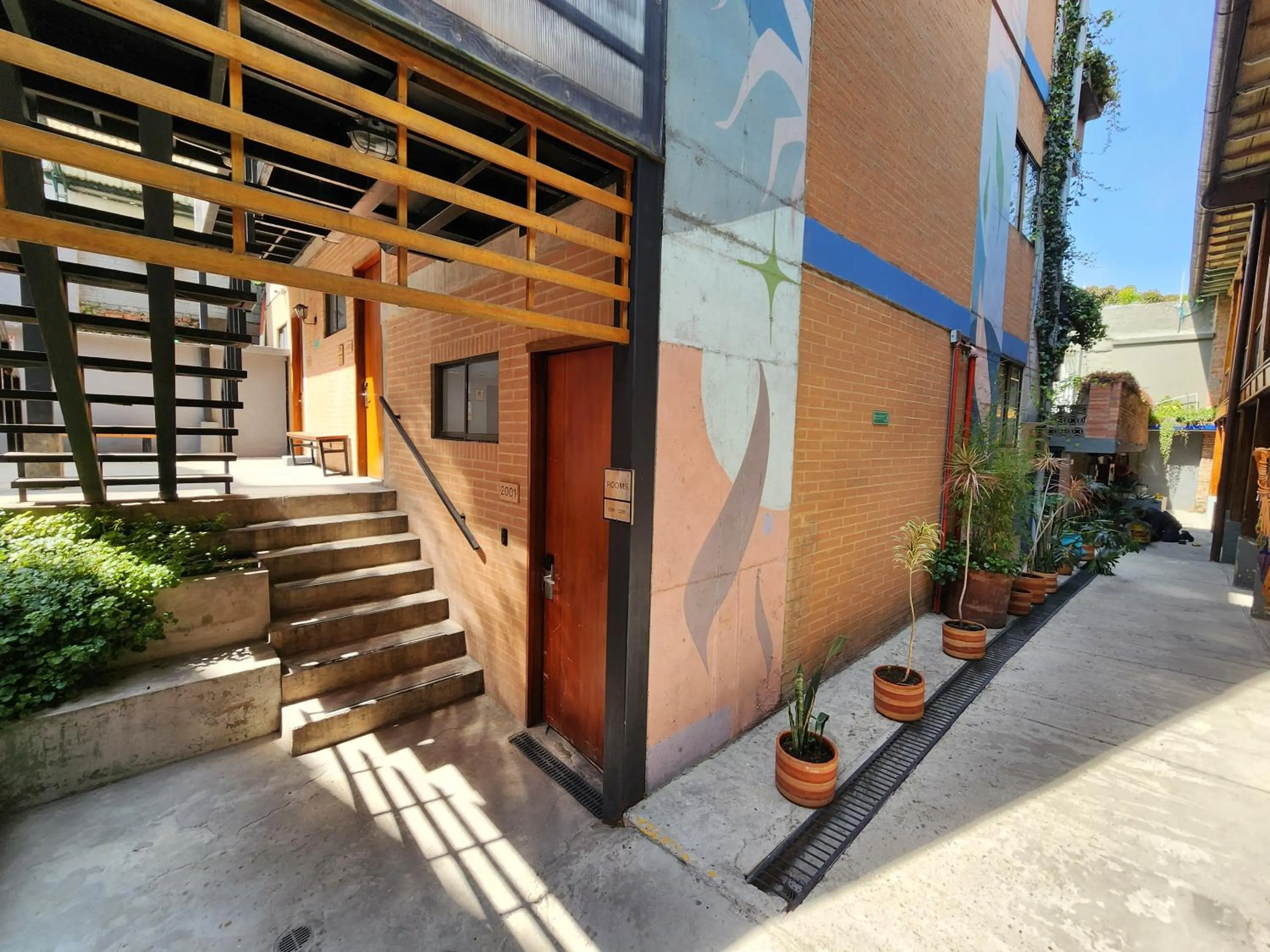 Area and facilities in Delgadillo Hotel by Socialtel