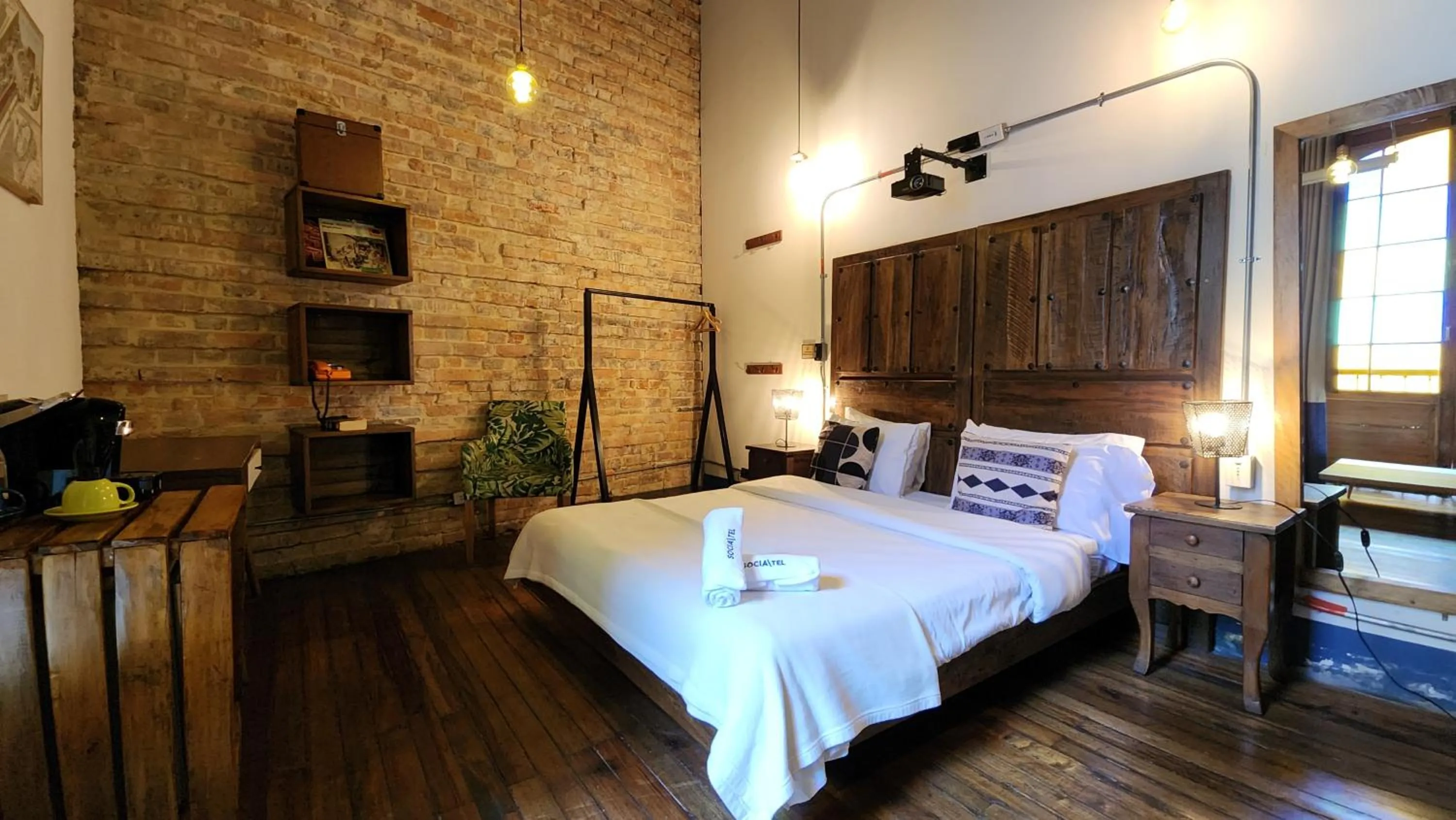 Bed in Delgadillo Hotel by Socialtel