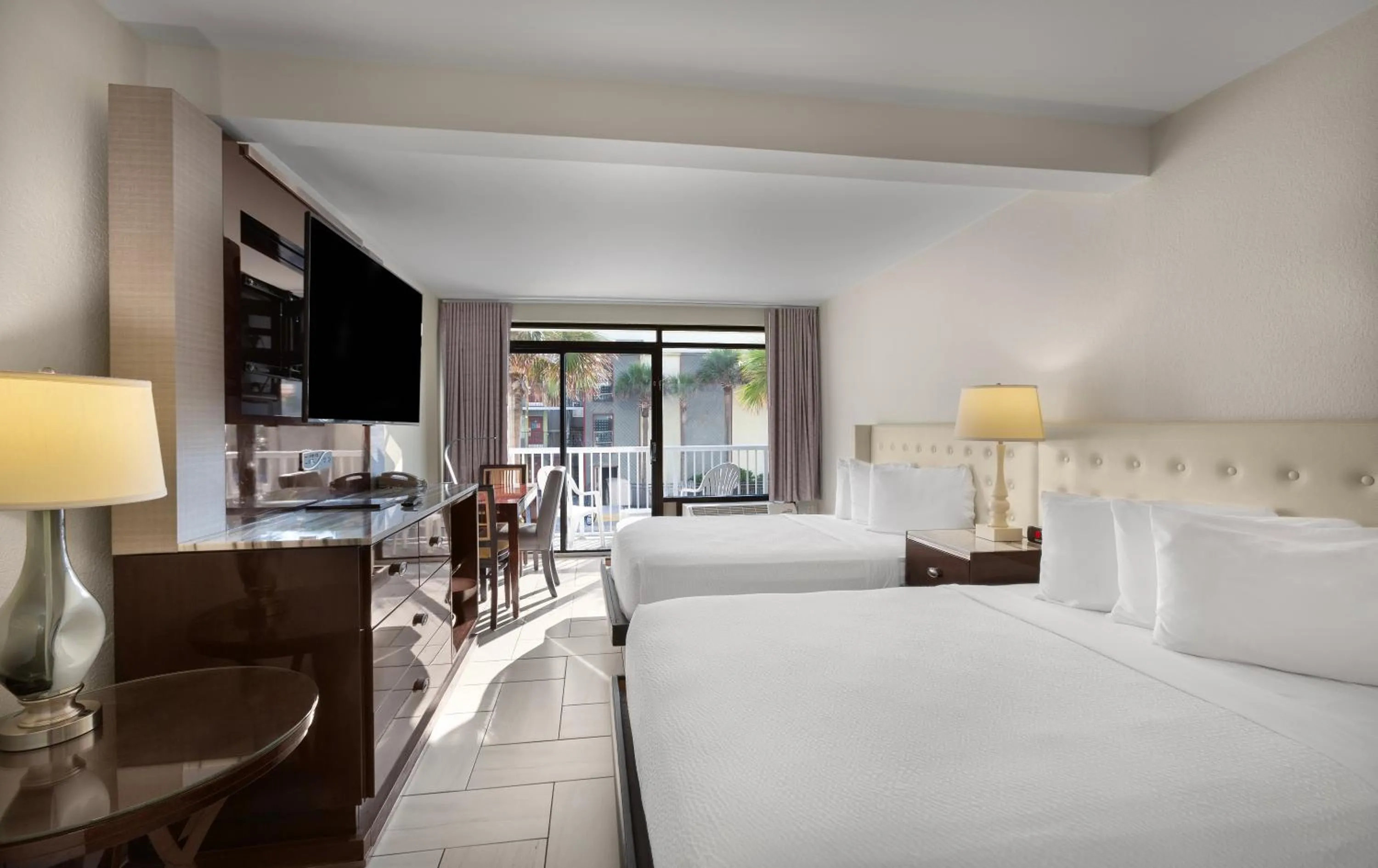 Bed in Captain's Quarters Resort