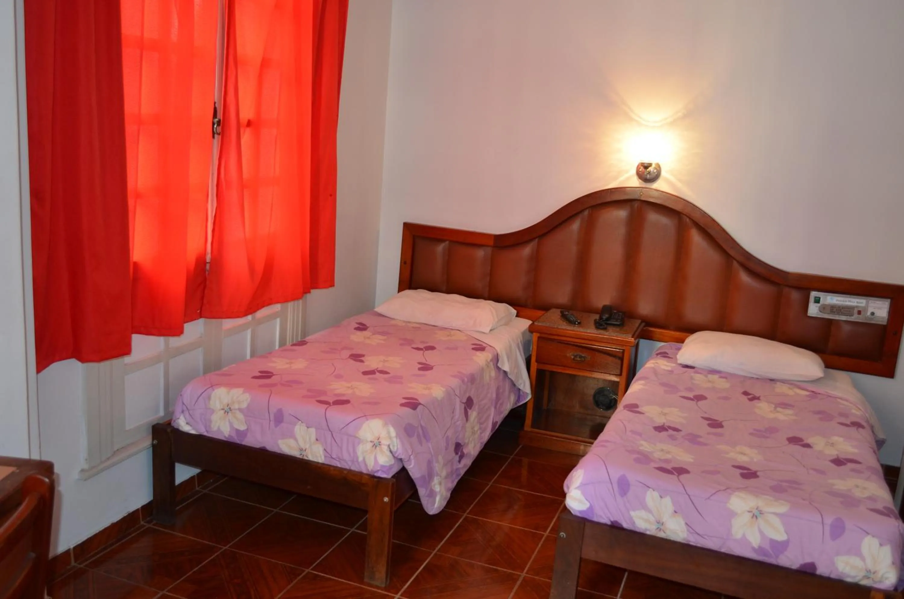 Photo of the whole room, Bed in Reinales Plaza Hotel