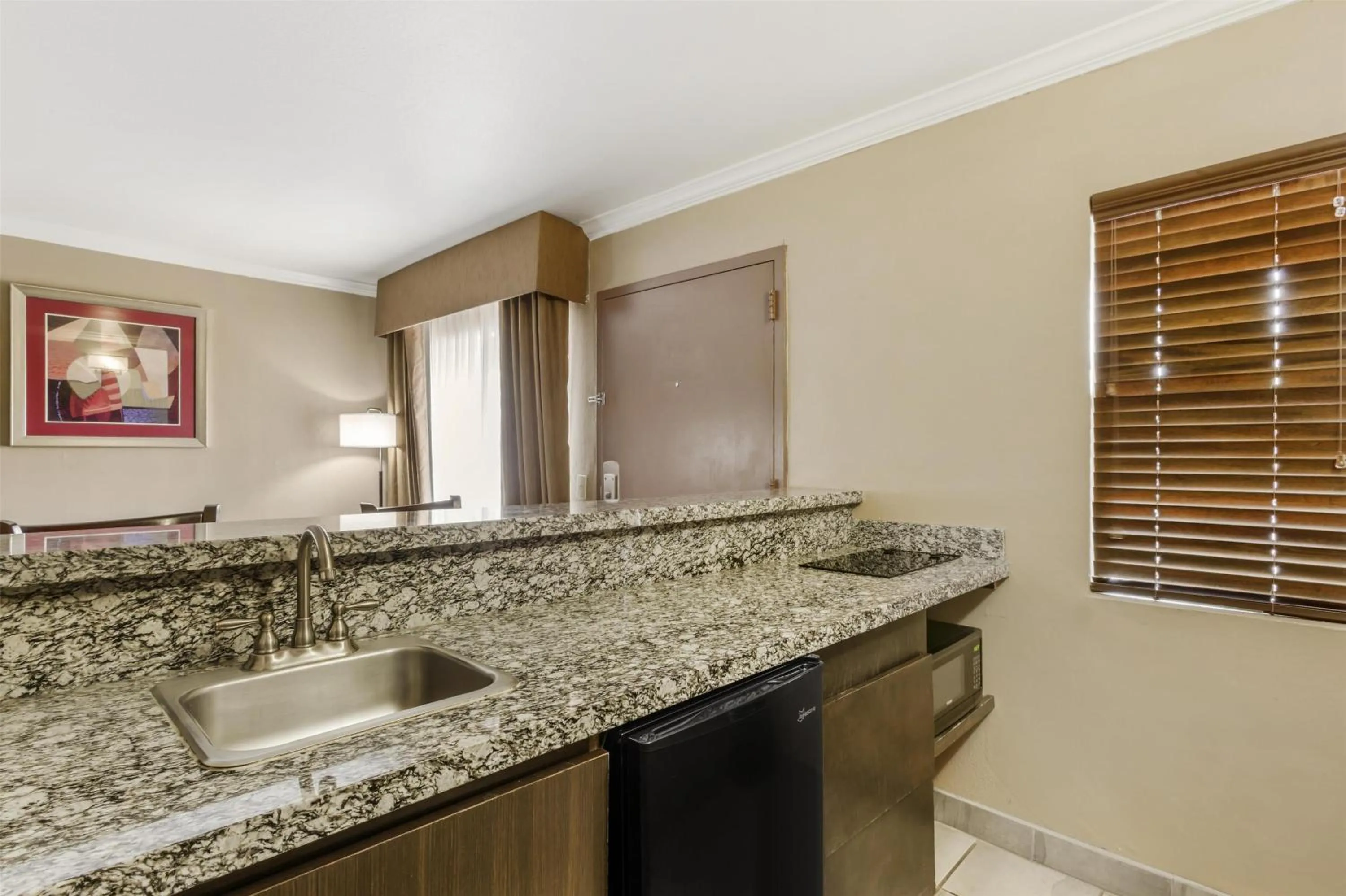 Photo of the whole room in Best Western InnSuites Tucson Foothills Hotel & Suites