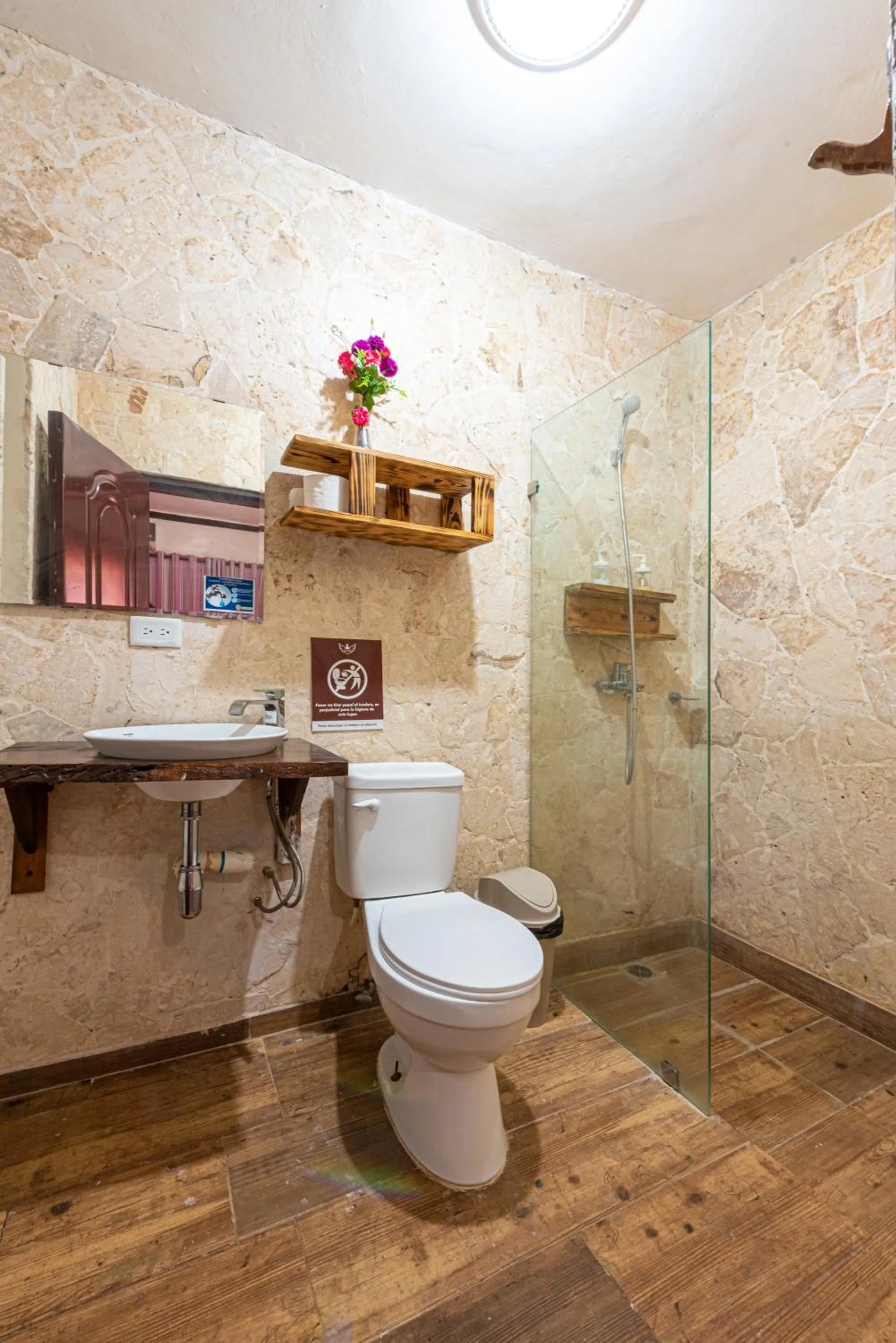 Vista de Águilas Ecolodge