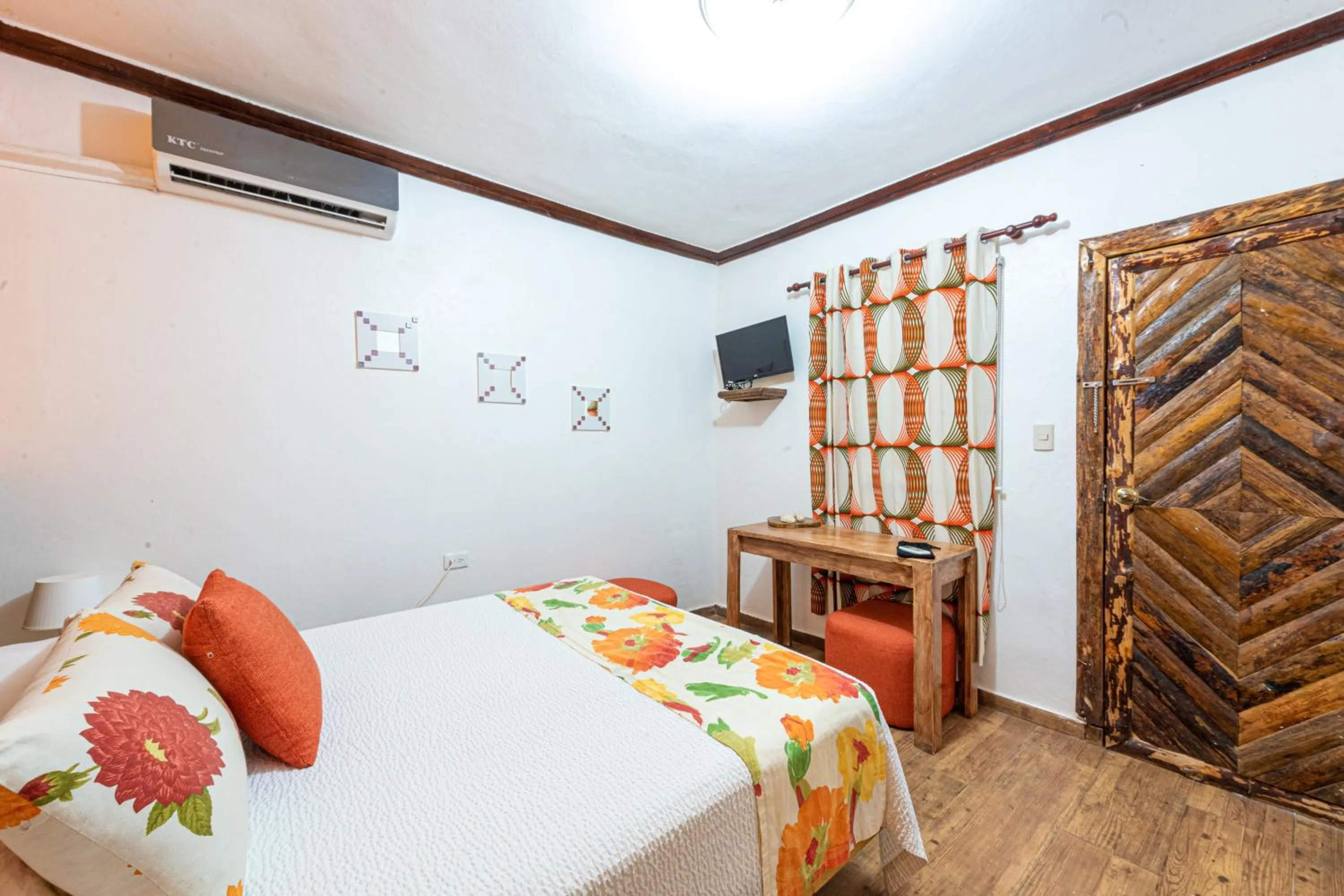 Bed in Vista de Águilas Ecolodge