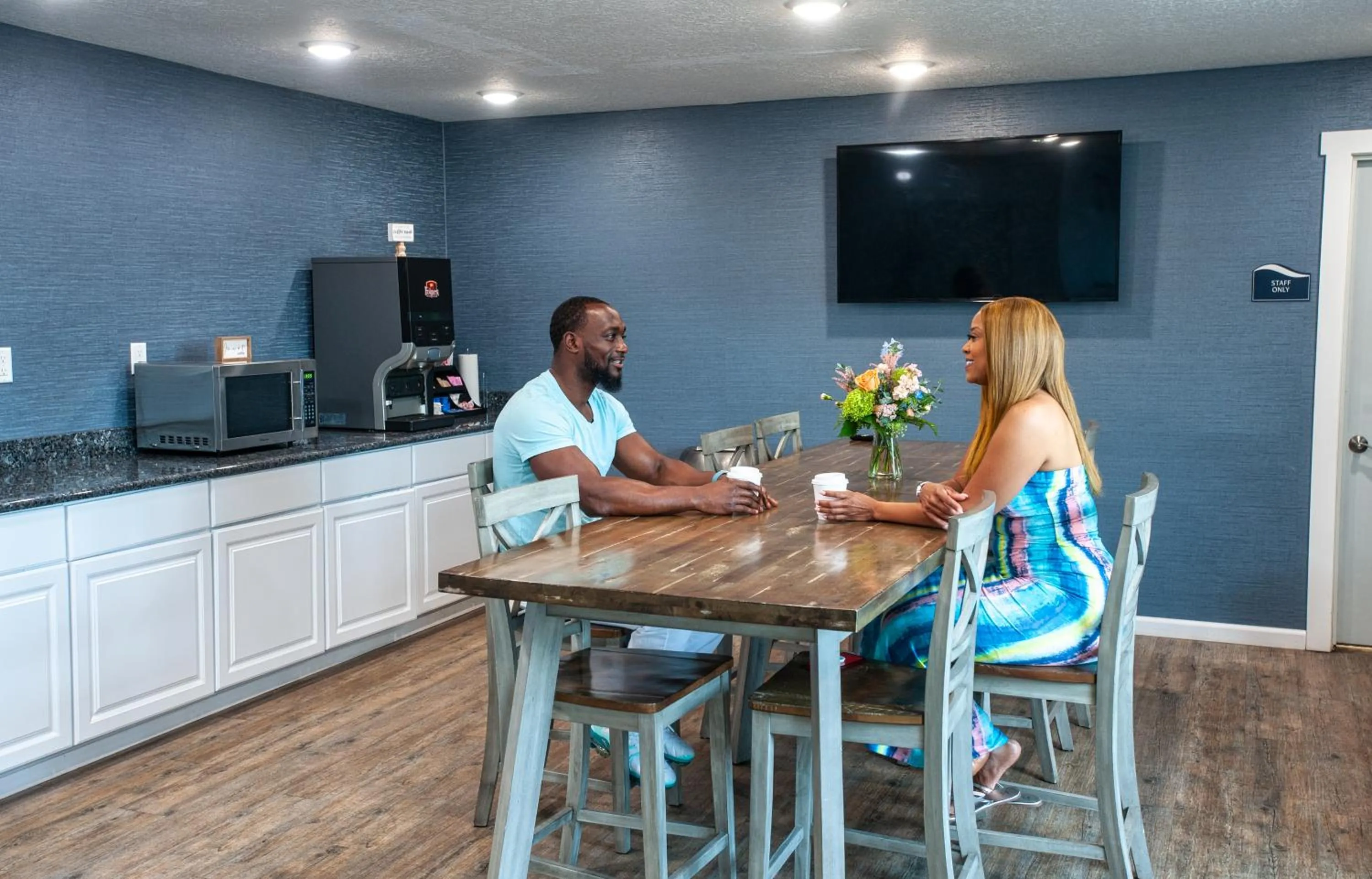 Coffee/tea facilities in The Baywatch Resort